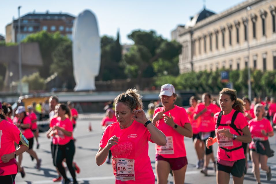 Las mejores fotos de la Carrera de la Mujer Central Lechera Asturiana de Madrid. 722 2