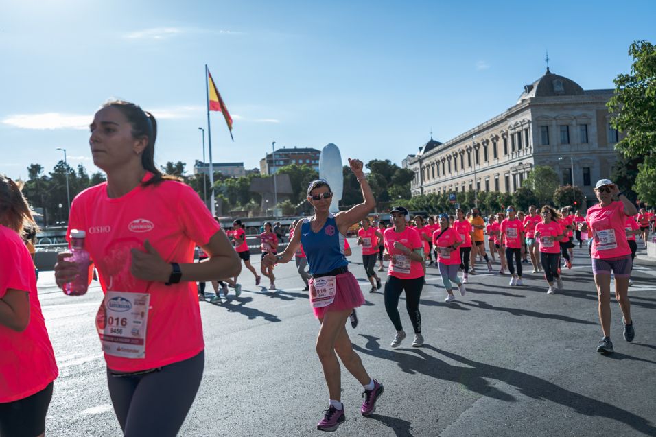 Las mejores fotos de la Carrera de la Mujer Central Lechera Asturiana de Madrid. 0731 2