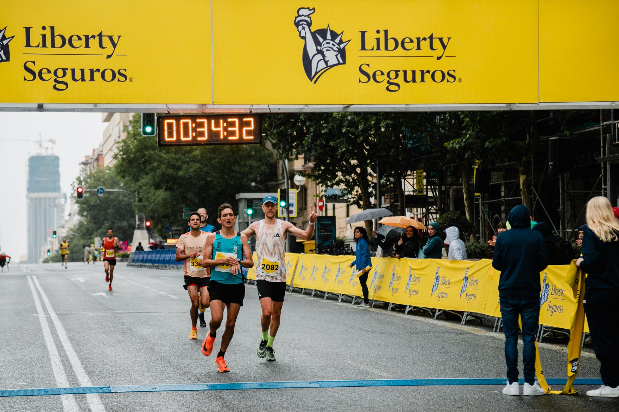 Las mejores fotos de la meta de la Carrera Liberty 2023. (16)