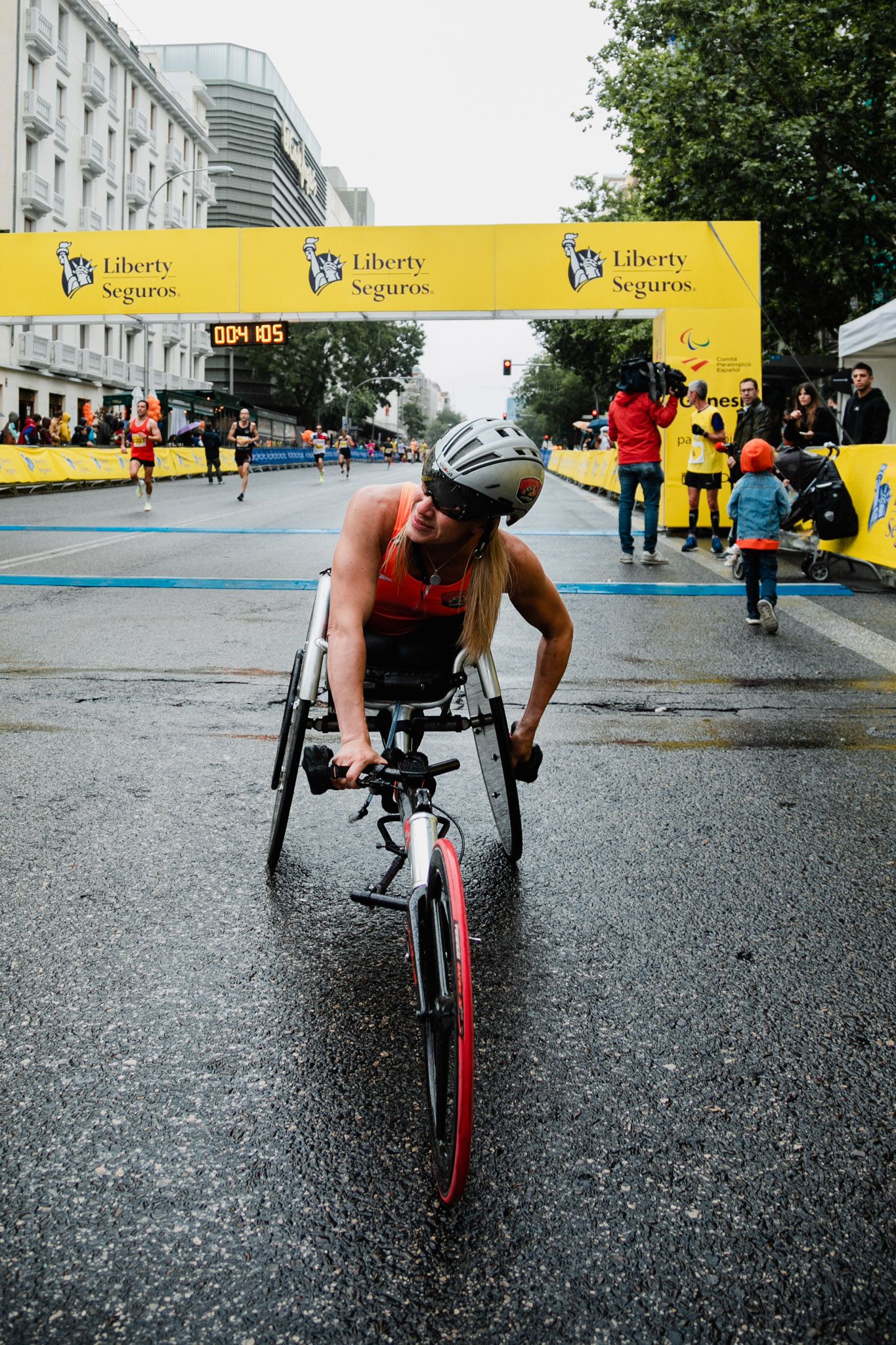 Las mejores fotos de la meta de la Carrera Liberty 2023. (73)