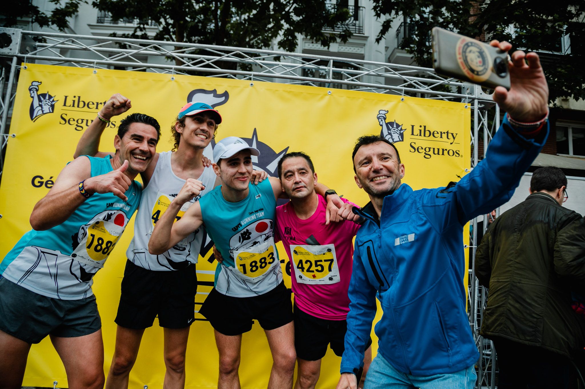 Las mejores fotos de la meta de la Carrera Liberty 2023. (80)