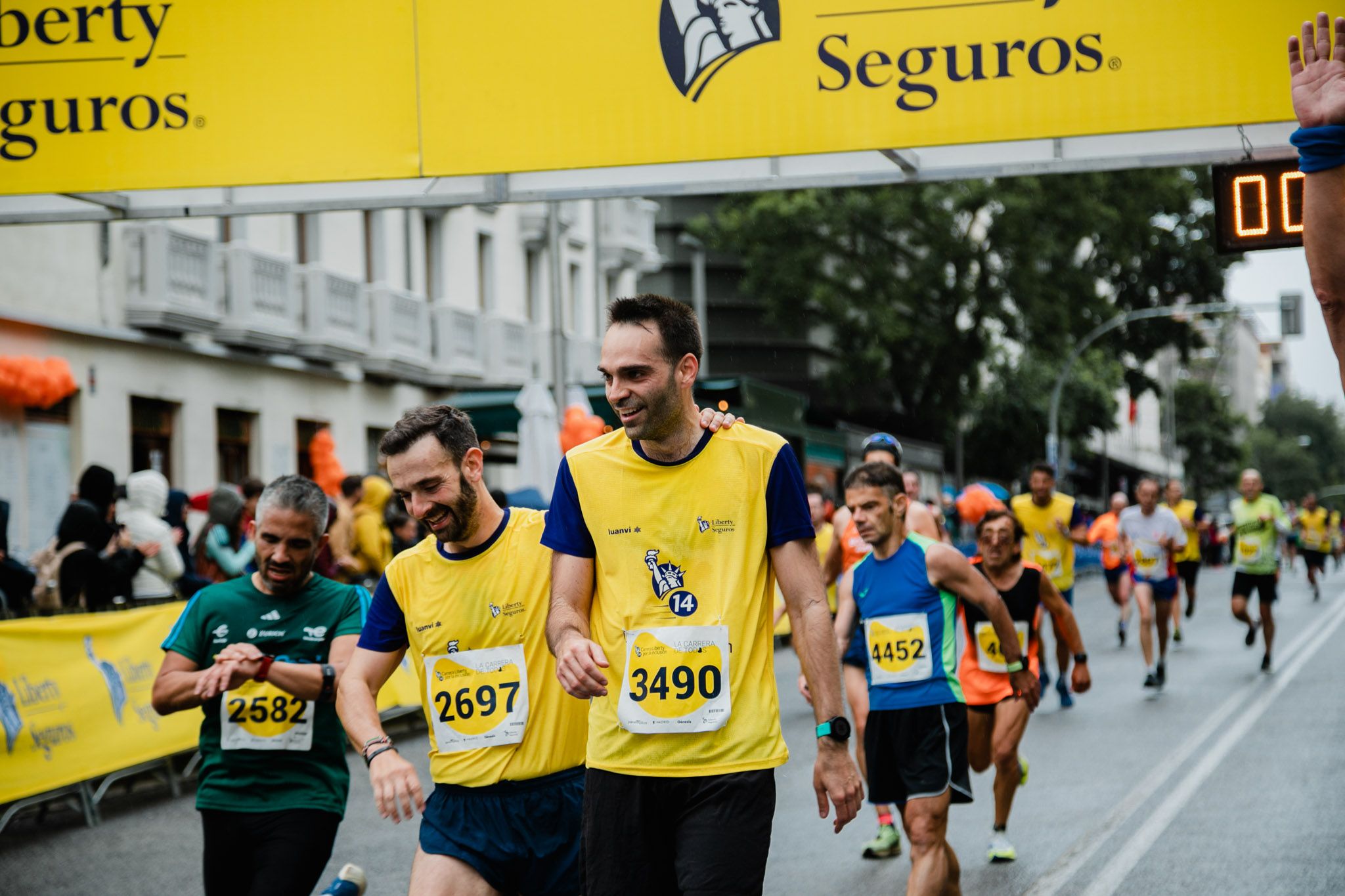 Las mejores fotos de la meta de la Carrera Liberty 2023. (86)