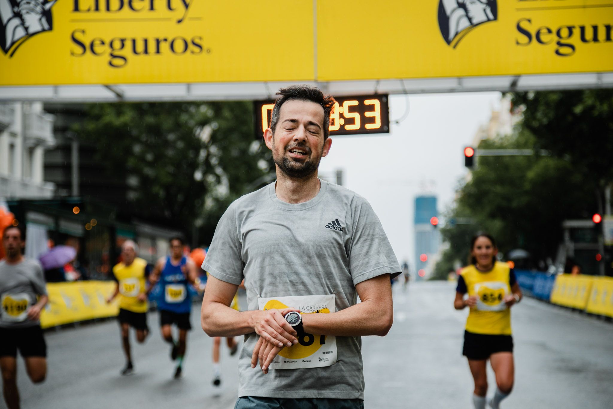 Las mejores fotos de la meta de la Carrera Liberty 2023. (101)