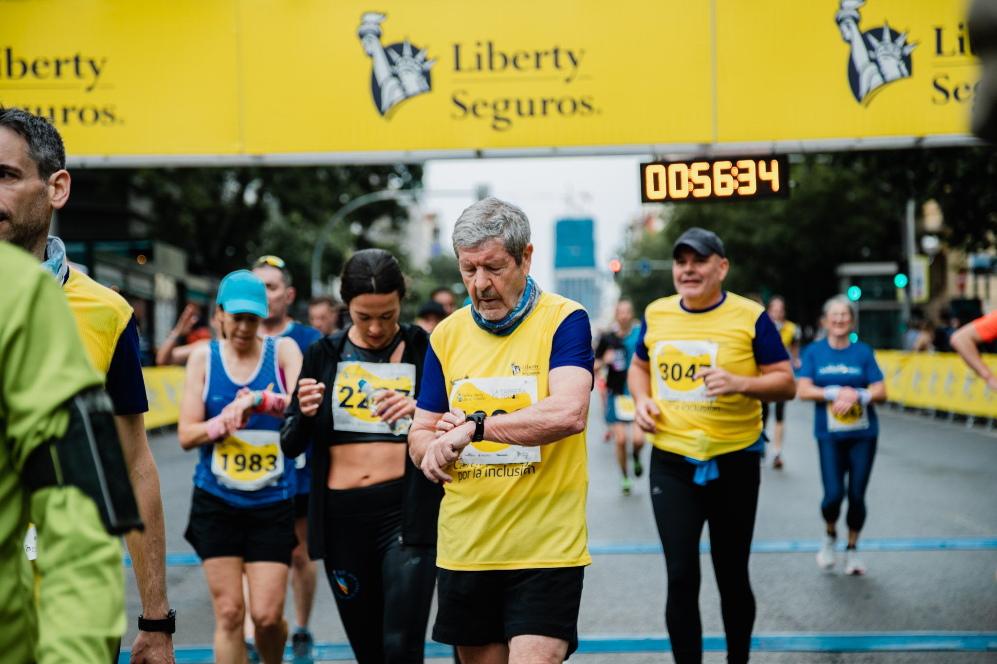 Las mejores fotos de la meta de la Carrera Liberty 2023. (147)