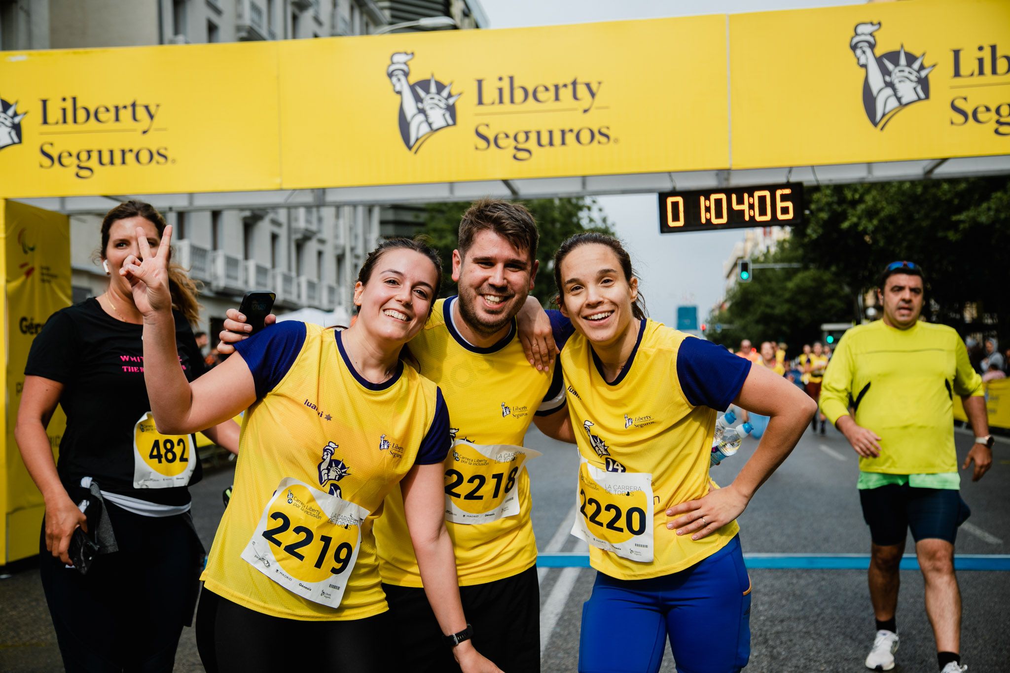 Una imagen de las miles de imágenes que nos dejó la Carrera Liberty de Madrid. ISABEL ROSELLÓ.