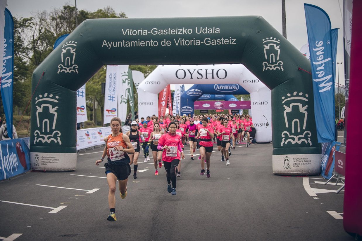 Las mejores fotos de la Carrera de la Mujer de Vitoria Gasteiz. 110.