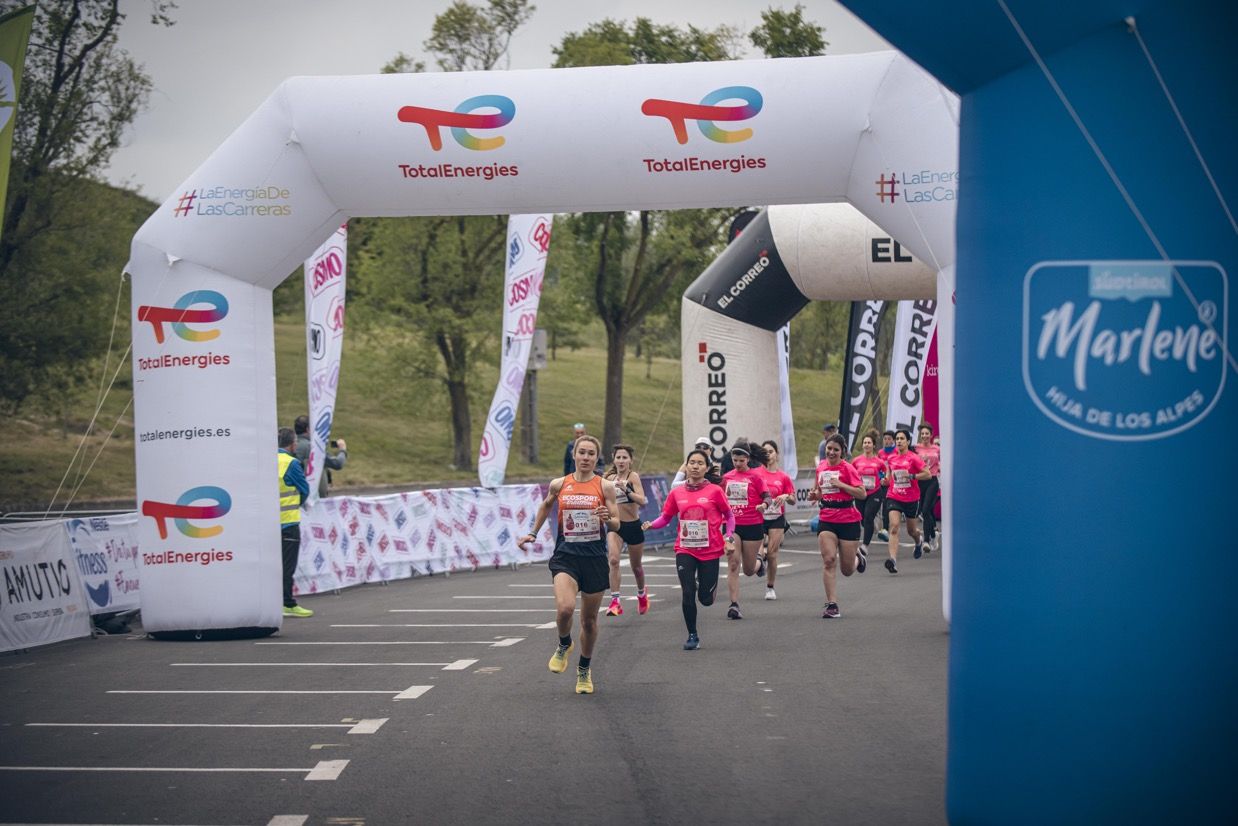 Las mejores fotos de la Carrera de la Mujer de Vitoria Gasteiz. 113.