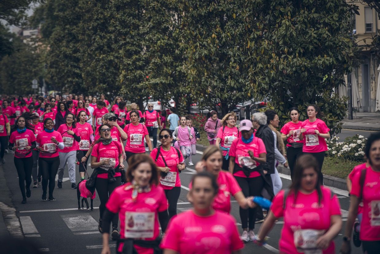 Las mejores fotos de la Carrera de la Mujer de Vitoria Gasteiz. 124.