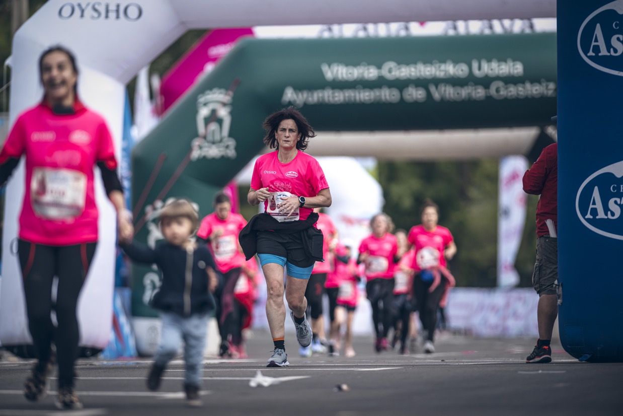 Las mejores fotos de la Carrera de la Mujer de Vitoria Gasteiz. 177.