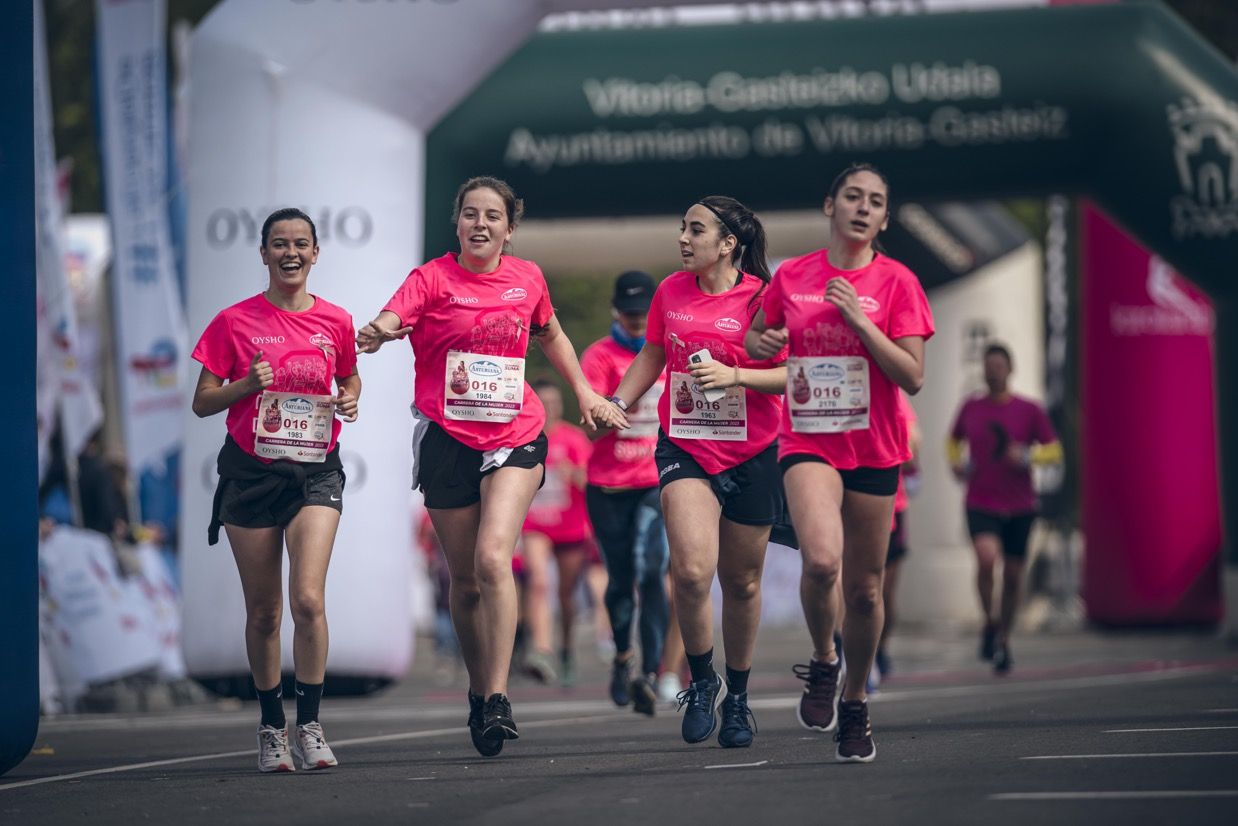 Las mejores fotos de la Carrera de la Mujer de Vitoria Gasteiz. 180.