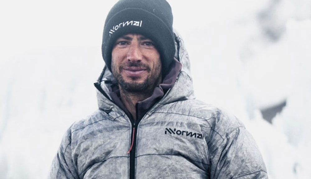 Kilian Jornet y un día perfecto en la arista oeste del Everest. LYMBUS.