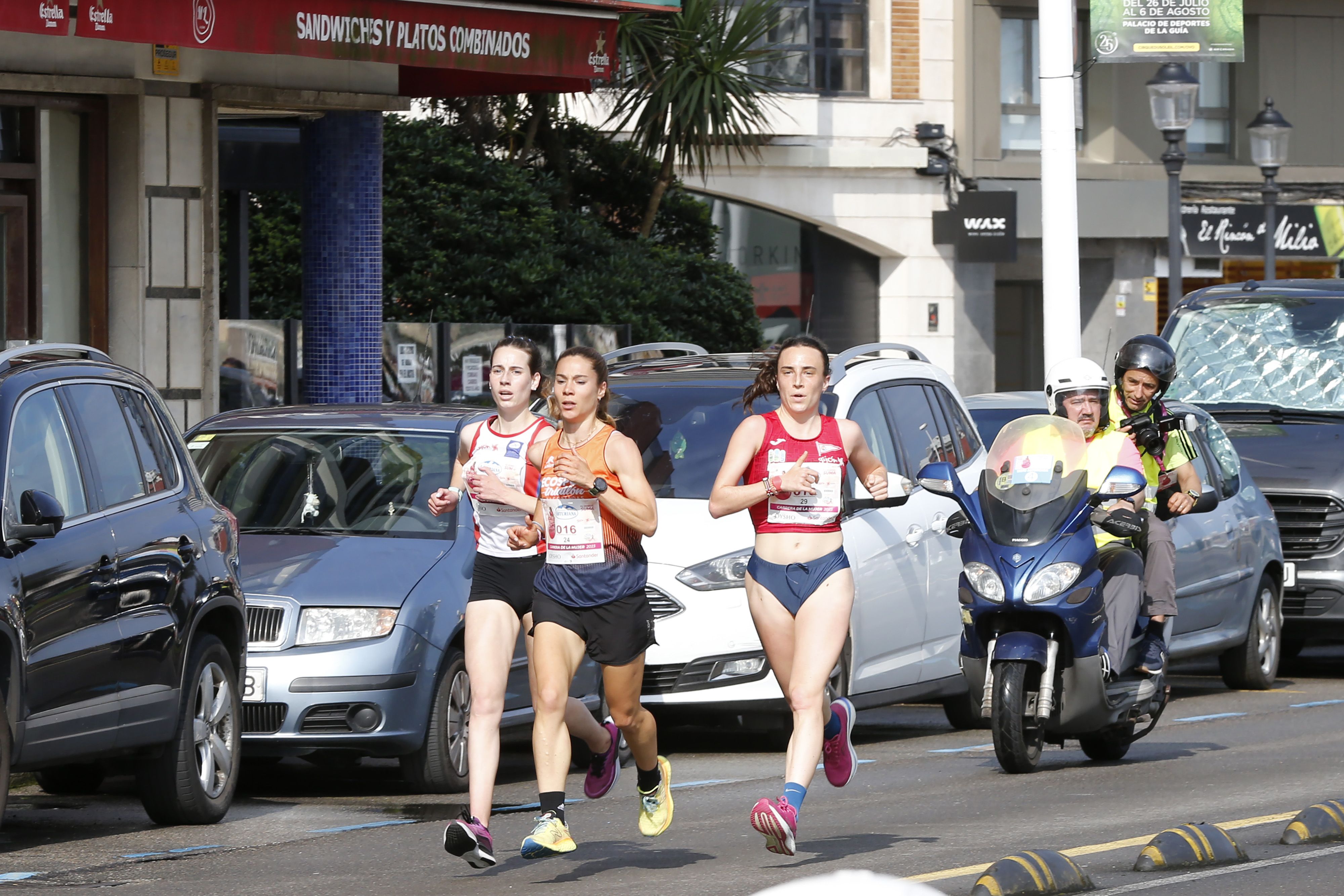 Las mejores fotos de la Carrera de la Mujer de Gijón 2023. 1800