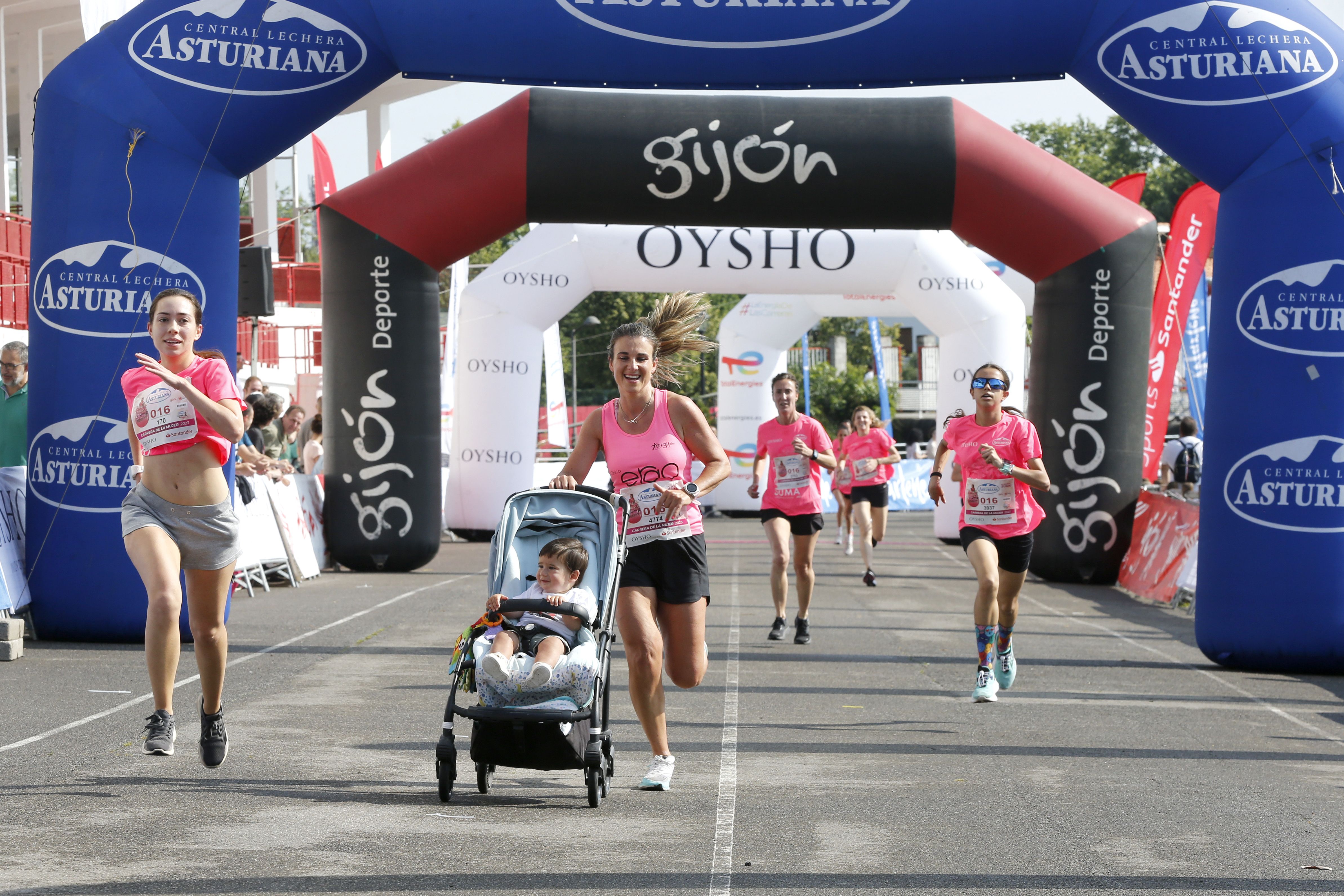 Las mejores fotos de la Carrera de la Mujer de Gijón 2023. 2221