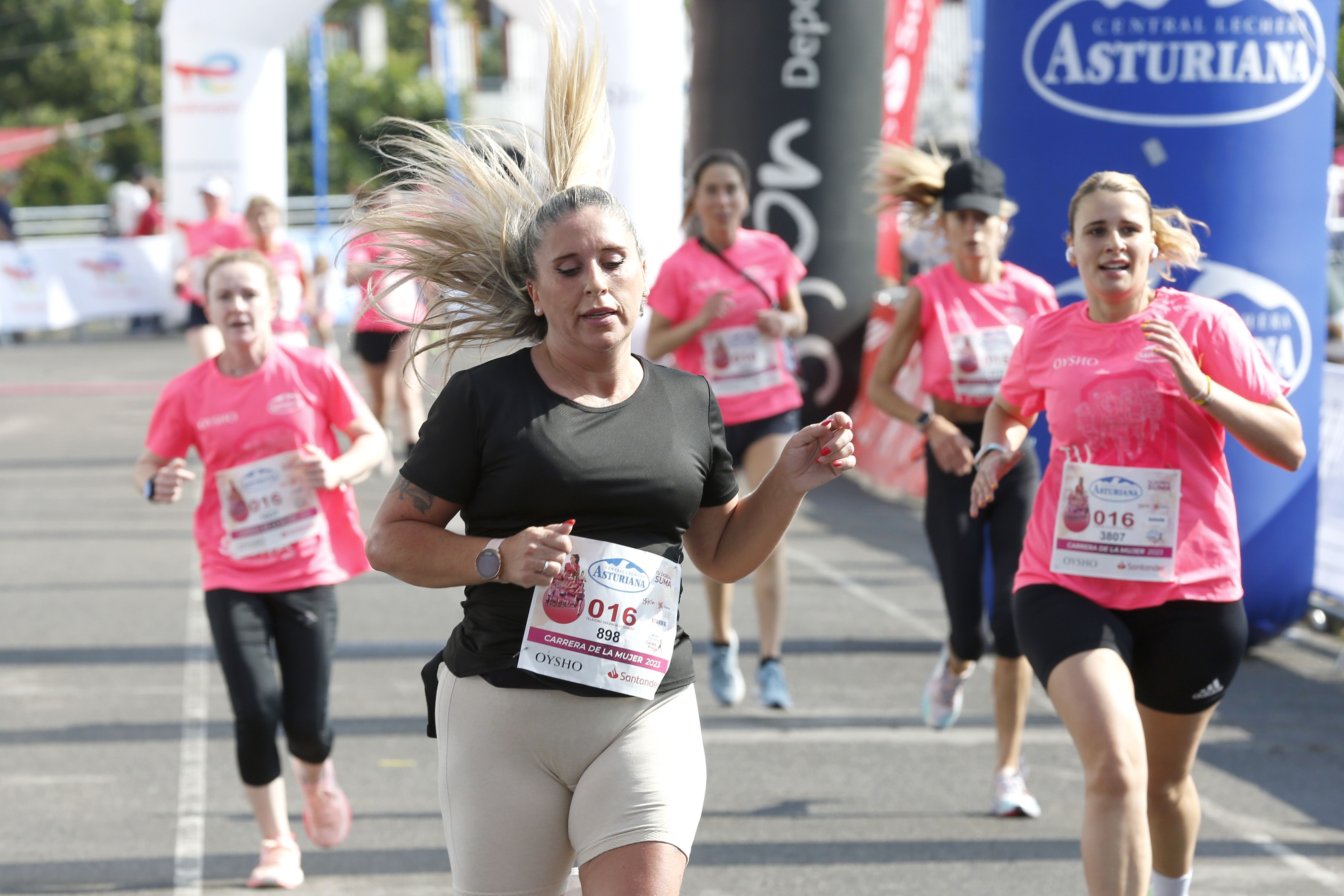 Las mejores fotos de la Carrera de la Mujer de Gijón 2023. 2235