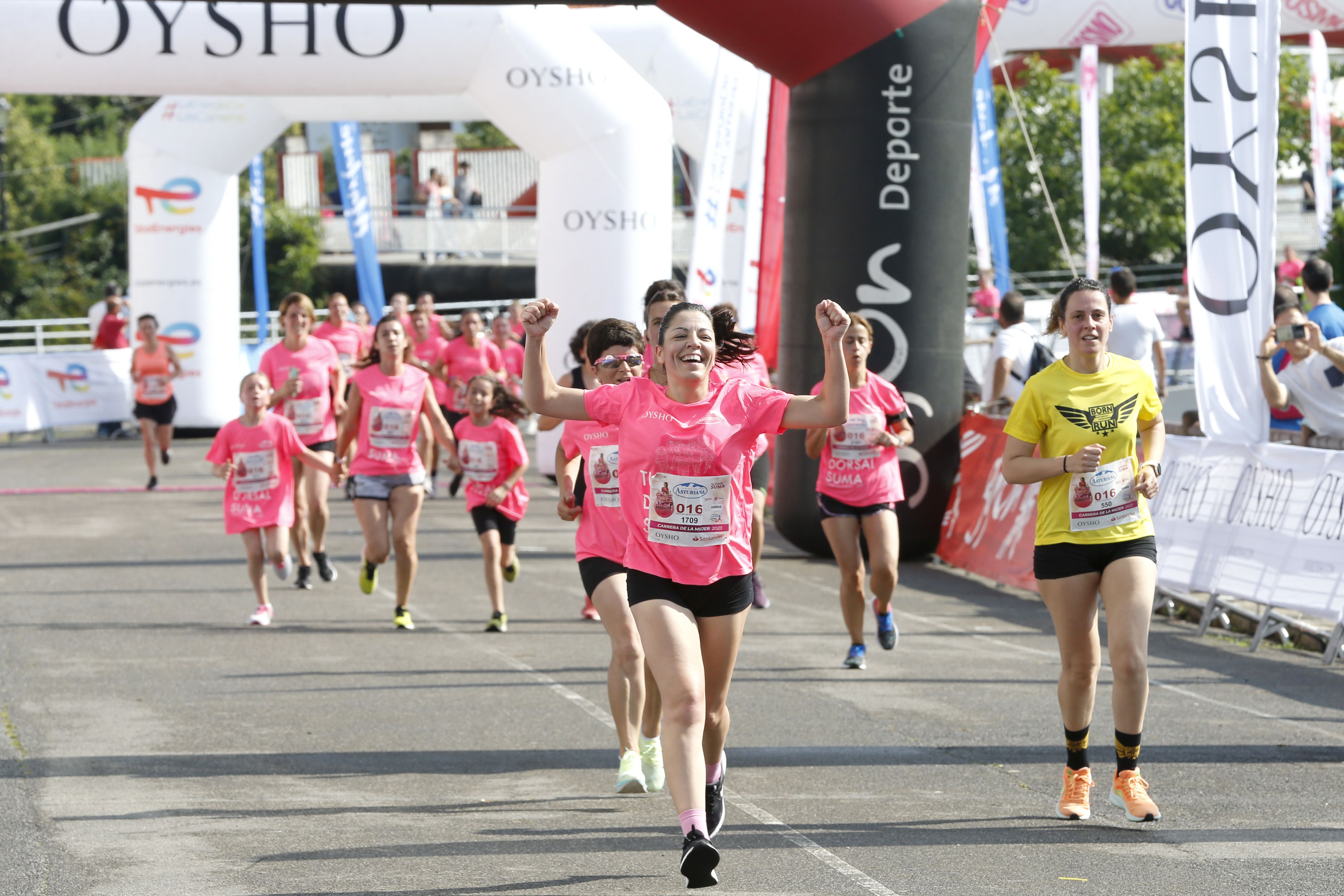 Las mejores fotos de la Carrera de la Mujer de Gijón 2023. 2404