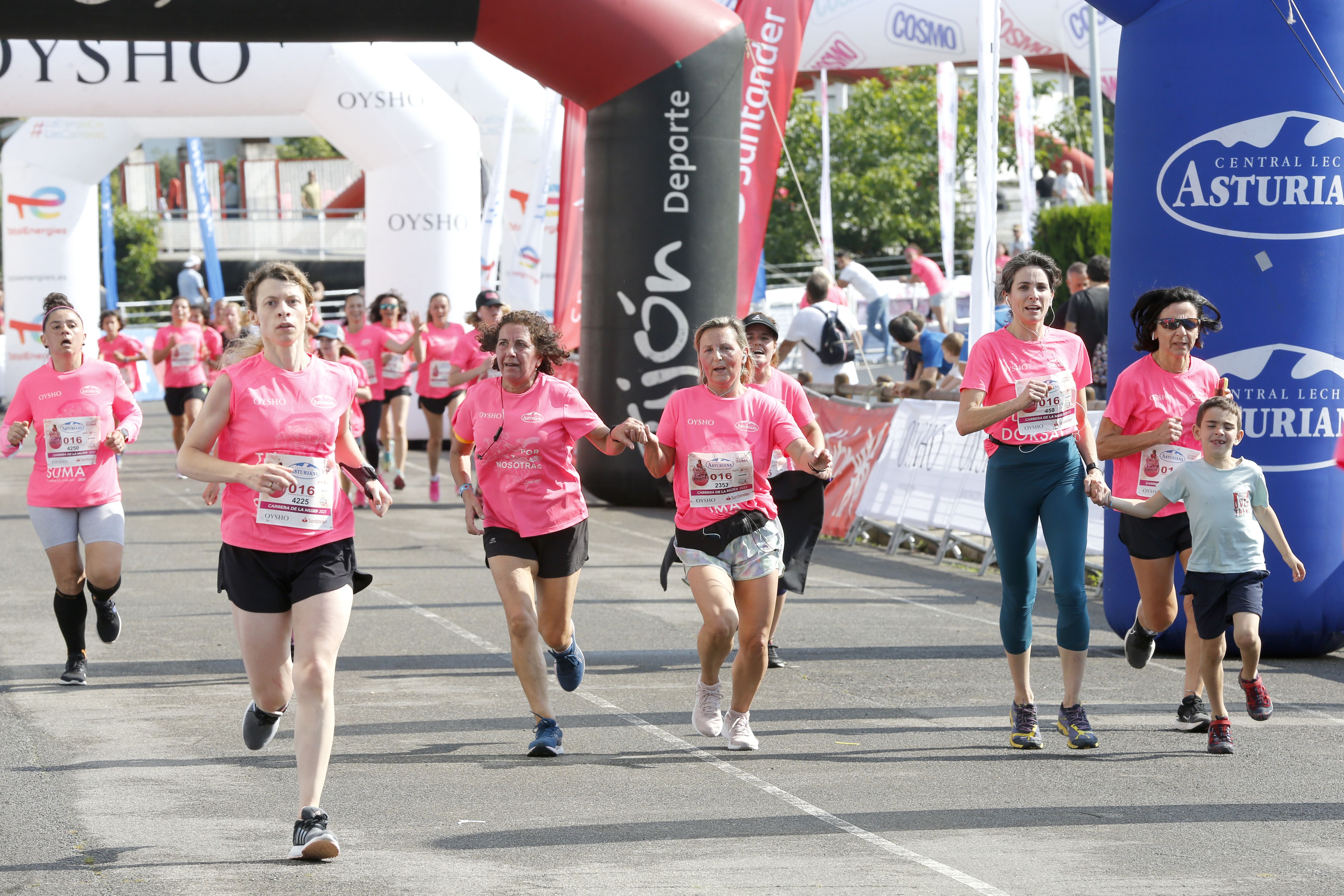 Las mejores fotos de la Carrera de la Mujer de Gijón 2023. 2426