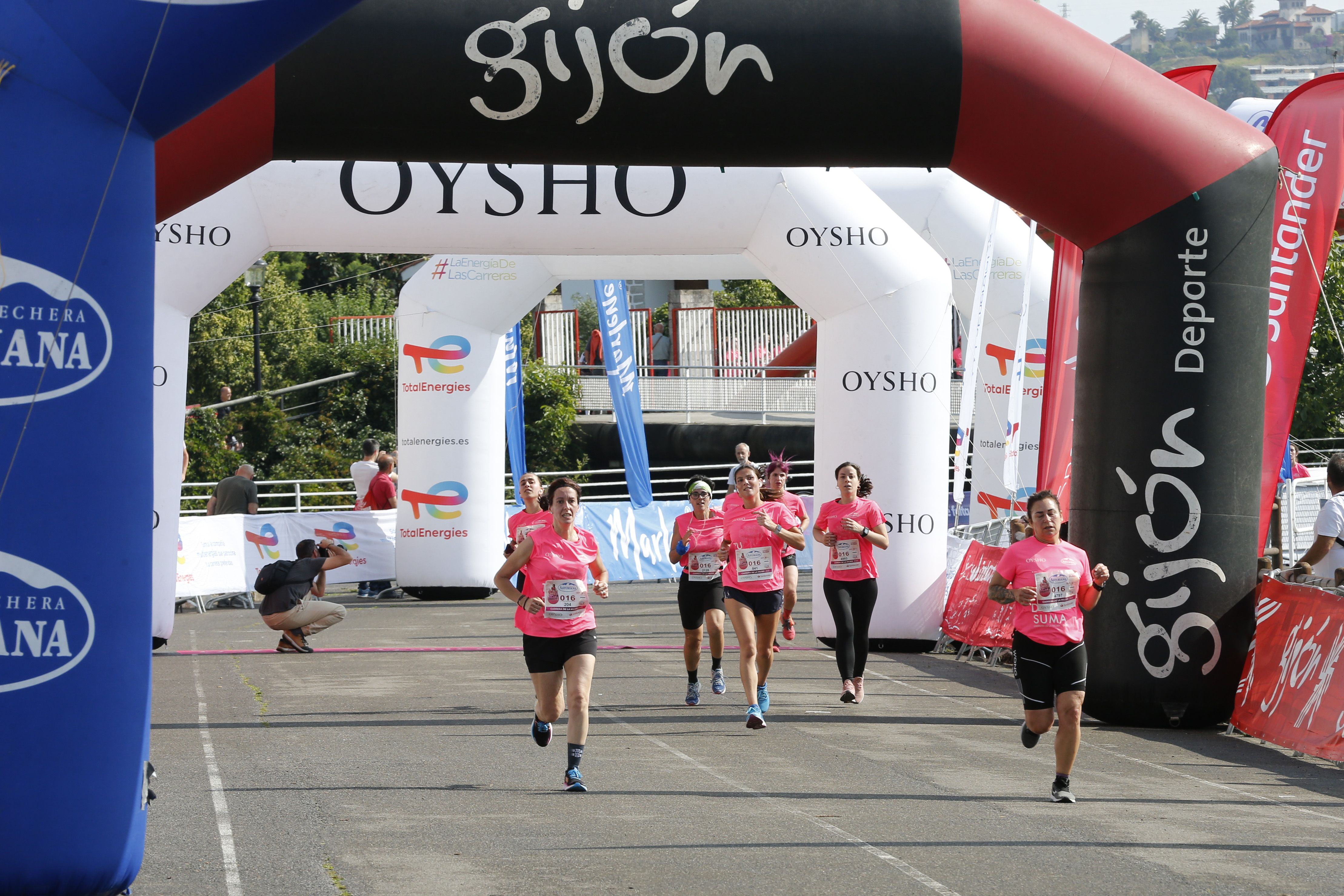 Las mejores fotos de la Carrera de la Mujer de Gijón 2023. 2435