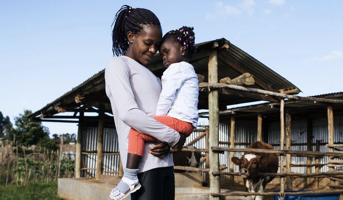 Faith Kipyegon y su hija en Kaptagat, Kenia. Faith Kipyegon y su hija en Kaptagat, Kenia.