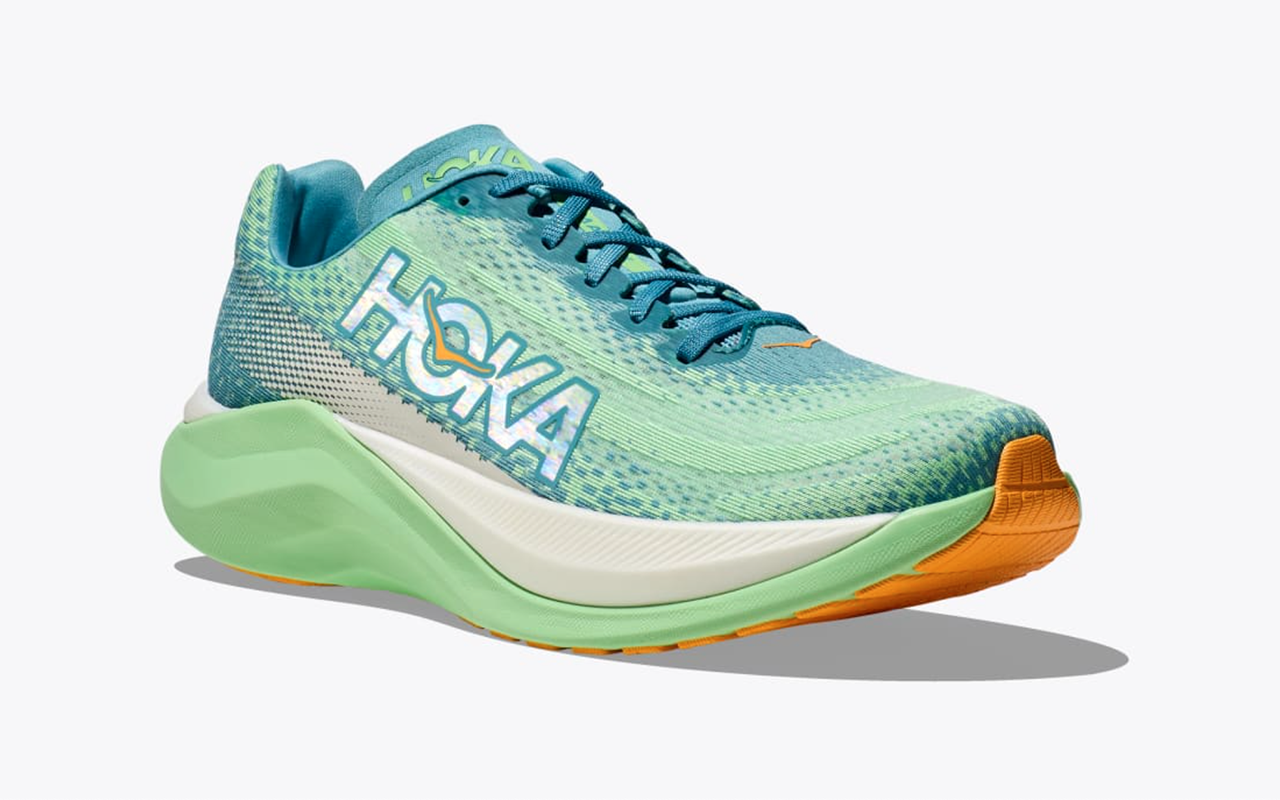 HOKA Maach X