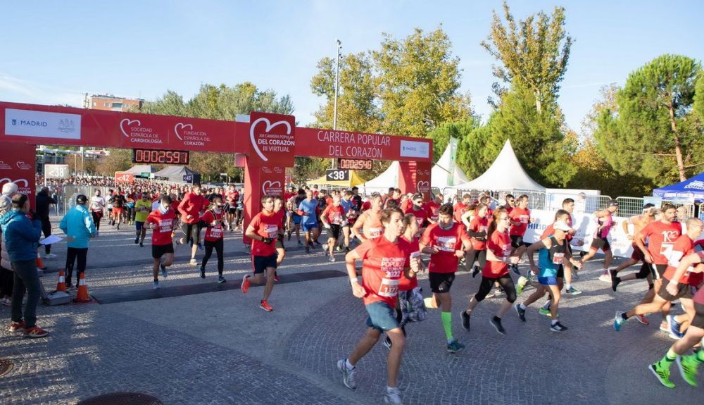 Así fue la salida de los 10 kilómetros de la Carrera Popular del Corazón 2022