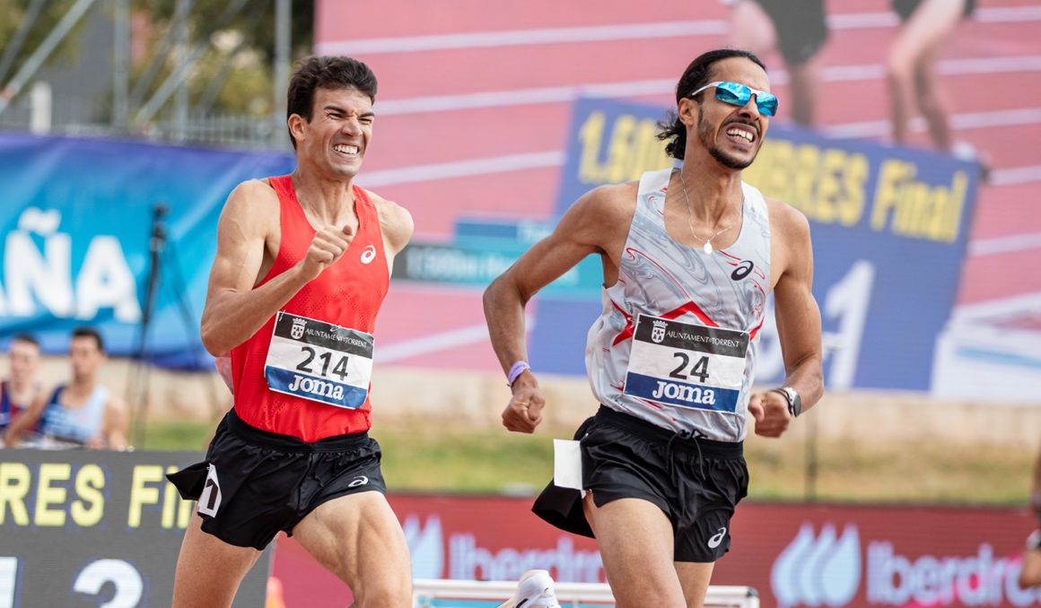 Adel Mechaal y Mo Katir en el Campeonato de España de 1500 en Torrent. SPORTMEDIA.