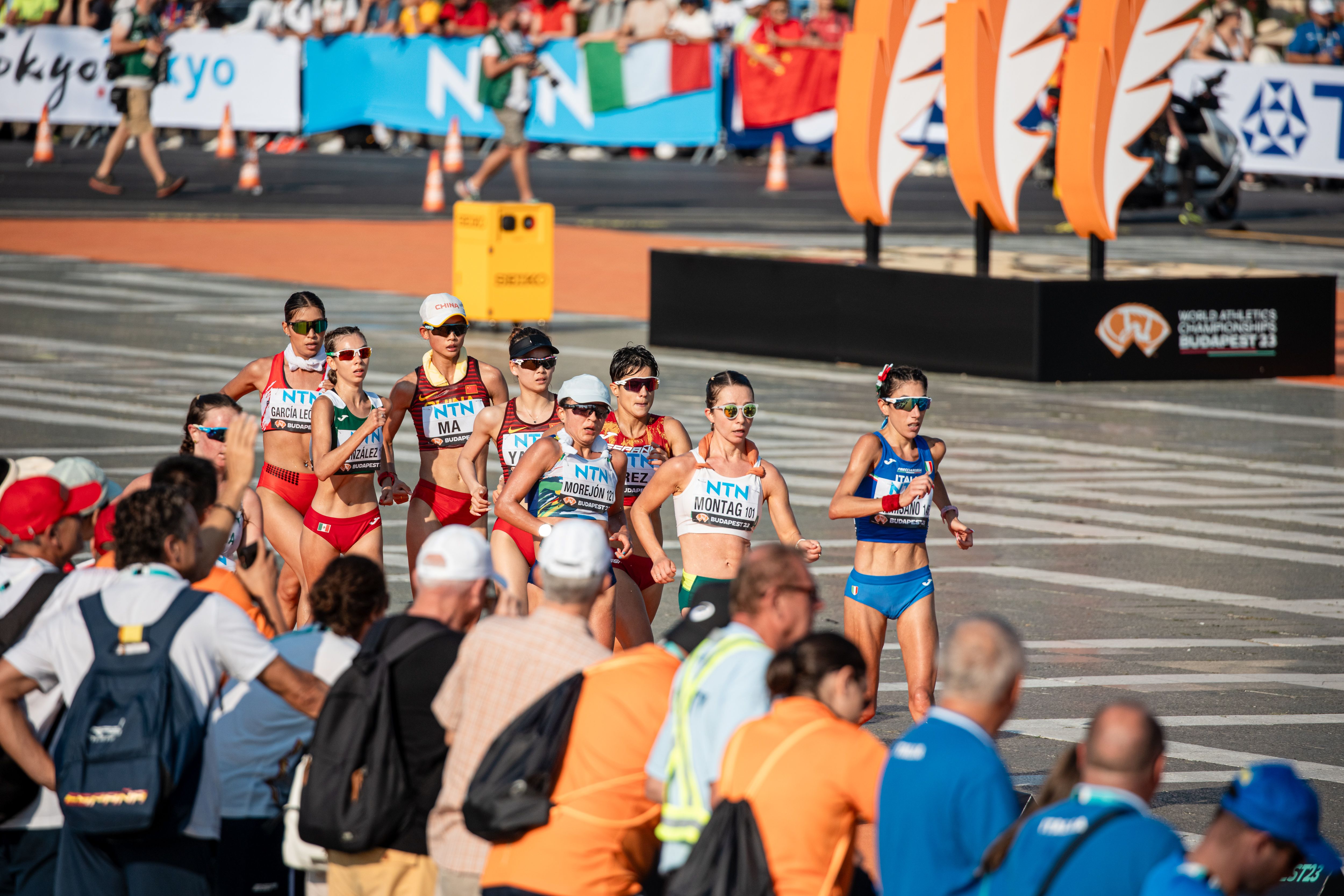La granadina María Pérez se ha proclamado campeona del mundo de los 20 kilómetros marcha en Budapest 2023. (9)
