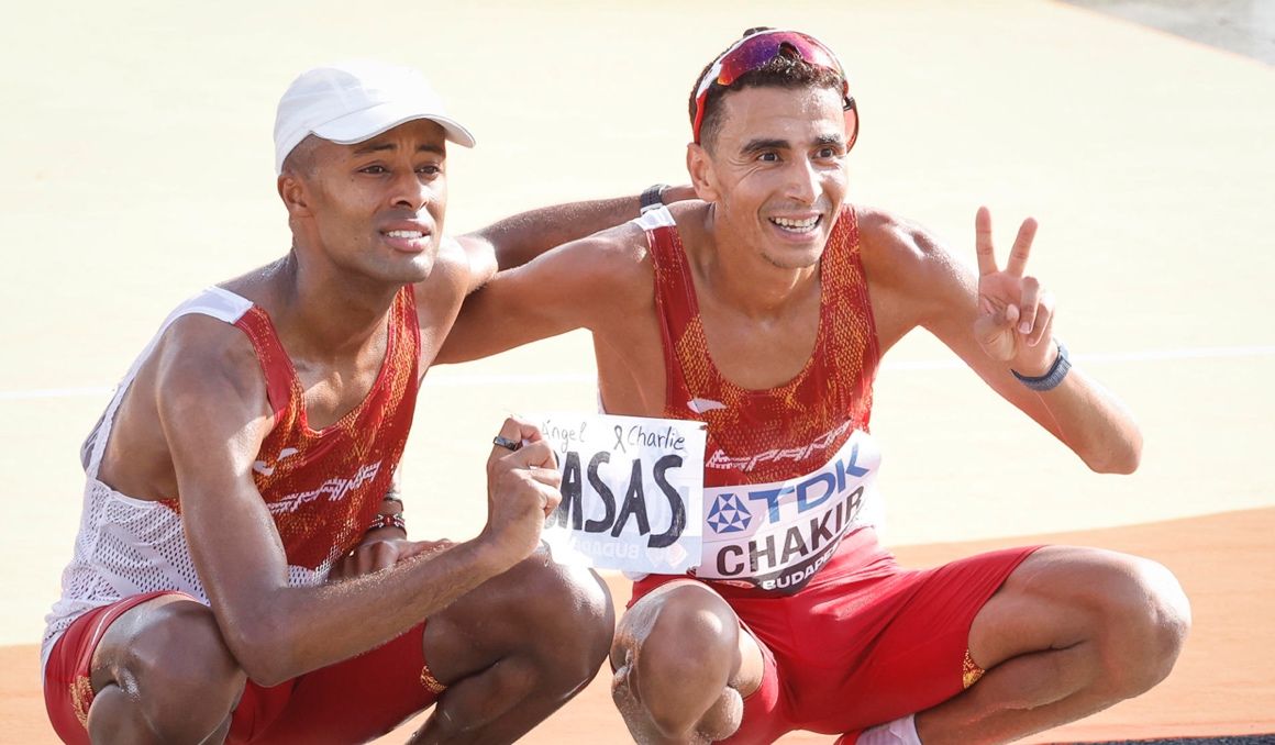 Ibra Chakir y Tariku Novales en el Campeonato del Mundo de Budapest. EFE.