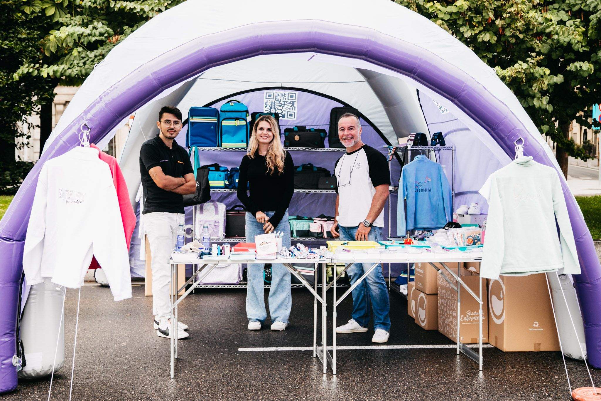 Las mejores fotos del ambiente post meta de la carrera Corre con tu Enfermera 2023. 21
