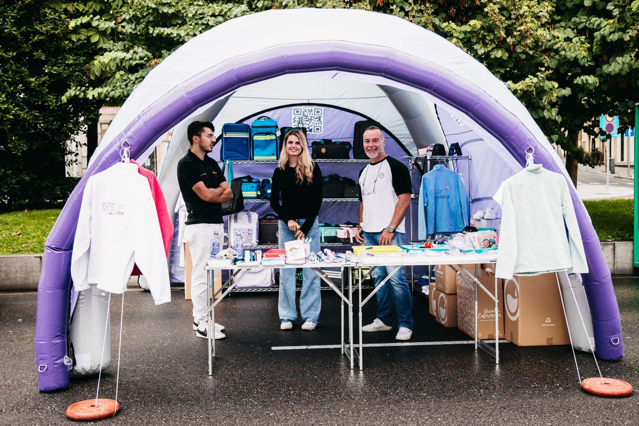 Las mejores fotos del ambiente post meta de la carrera Corre con tu Enfermera 2023. 22