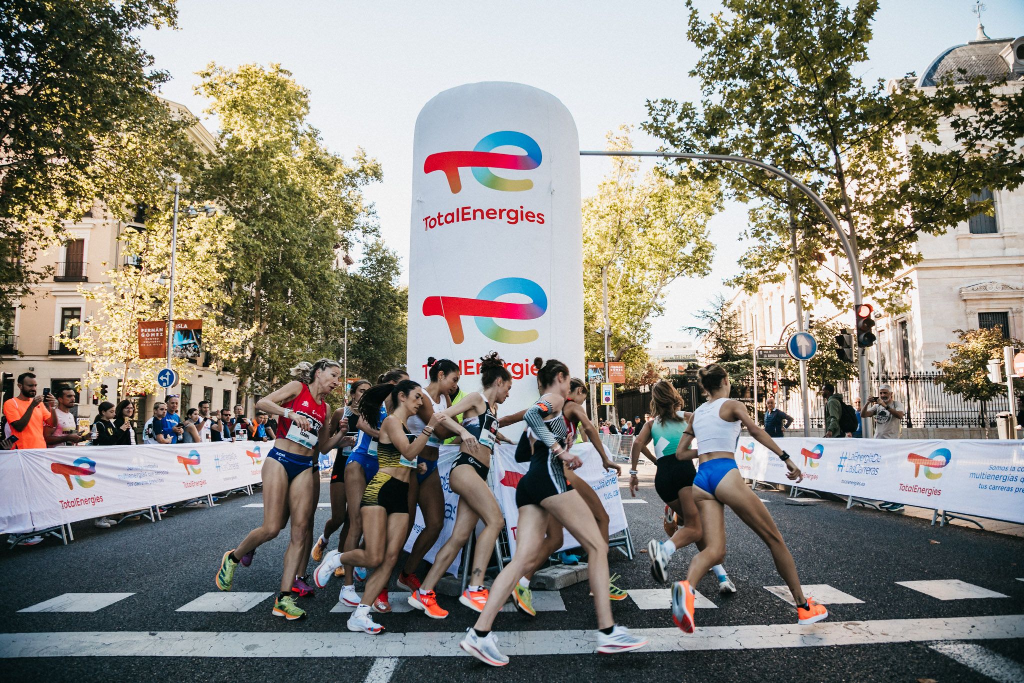 Las 45 mejores fotos de la TotalEnergies Milla de Madrid. (23)