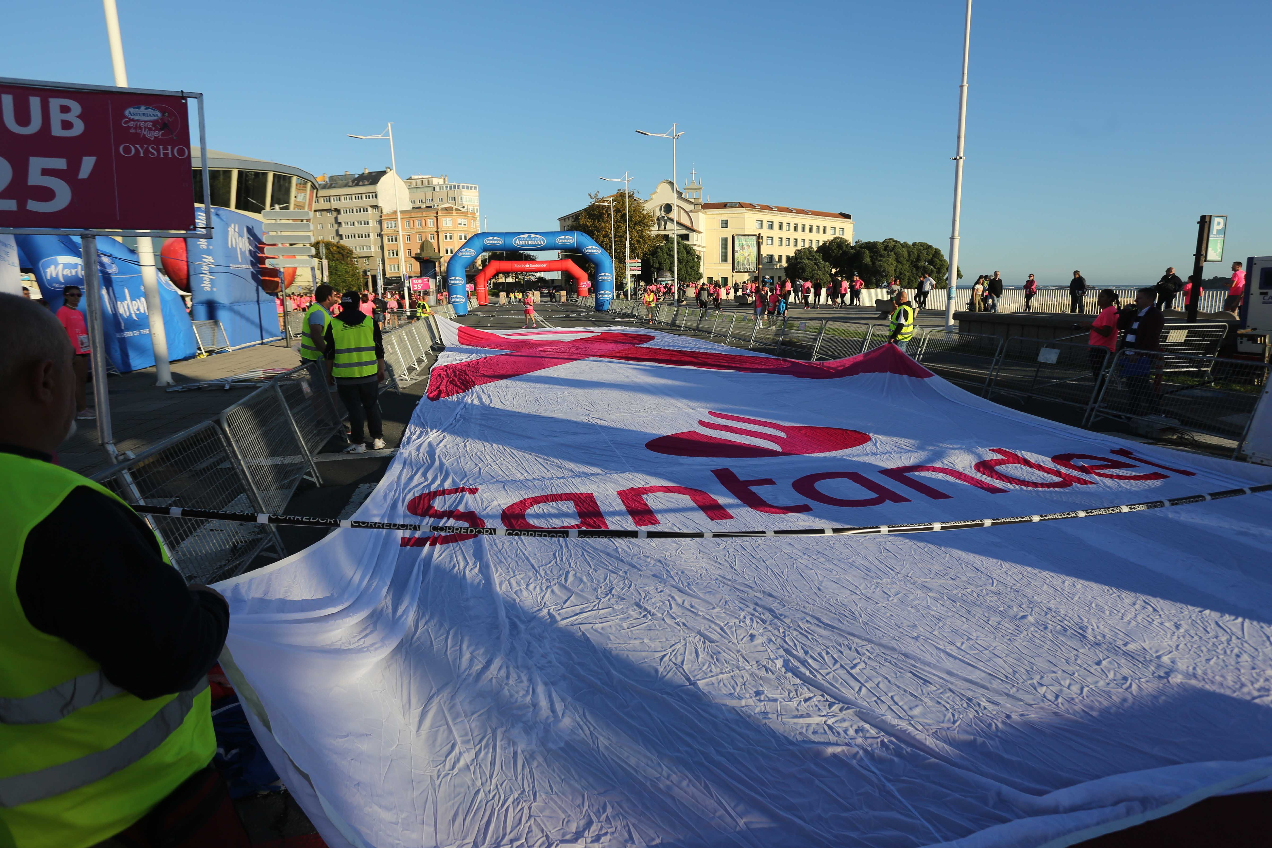 Salida Carrera de la Mujer A Coruña 2023. X17A0131