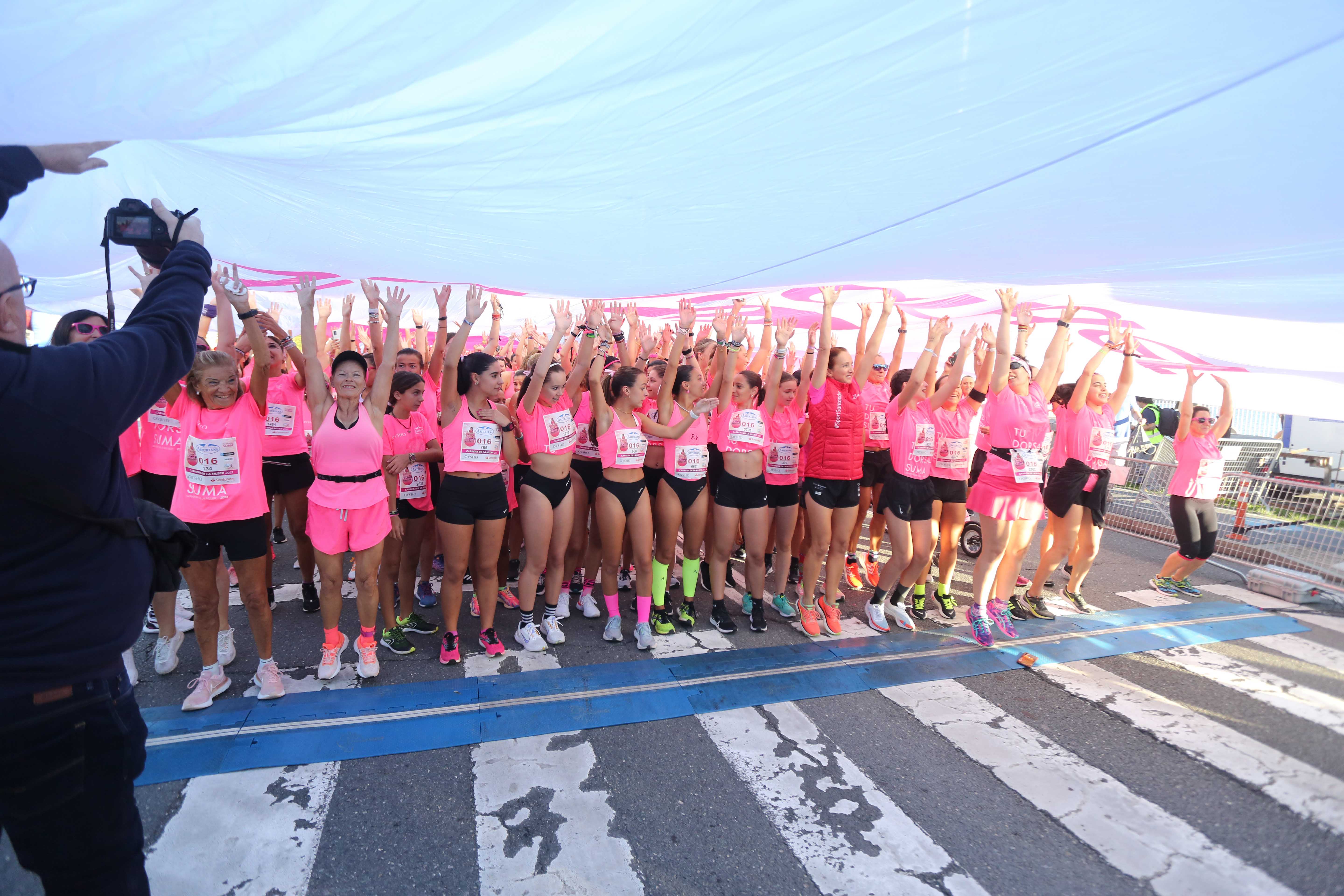 Salida Carrera de la Mujer A Coruña 2023. X17A0281
