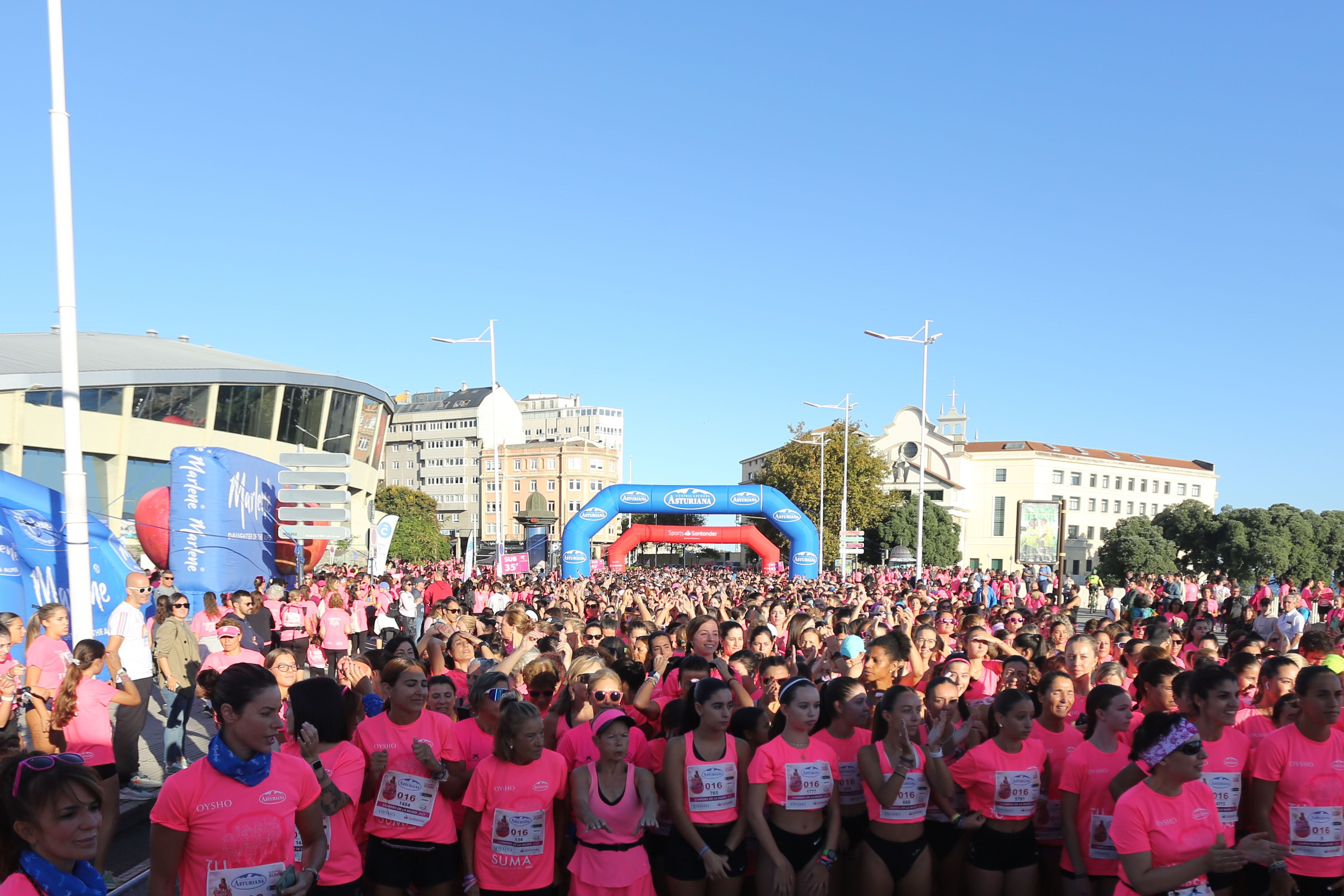 Salida Carrera de la Mujer A Coruña 2023. X17A0504