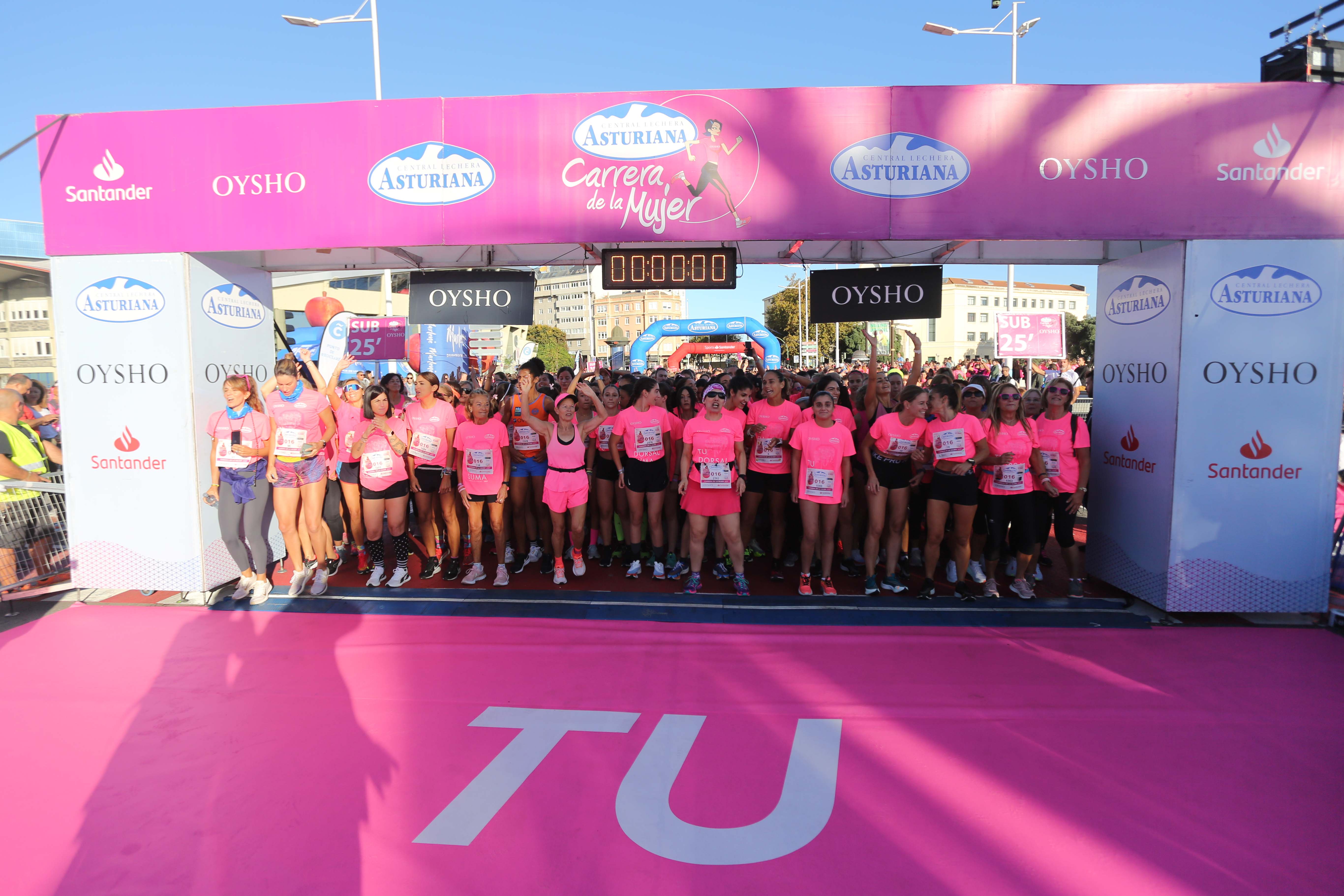 Salida Carrera de la Mujer A Coruña 2023. X17A0544