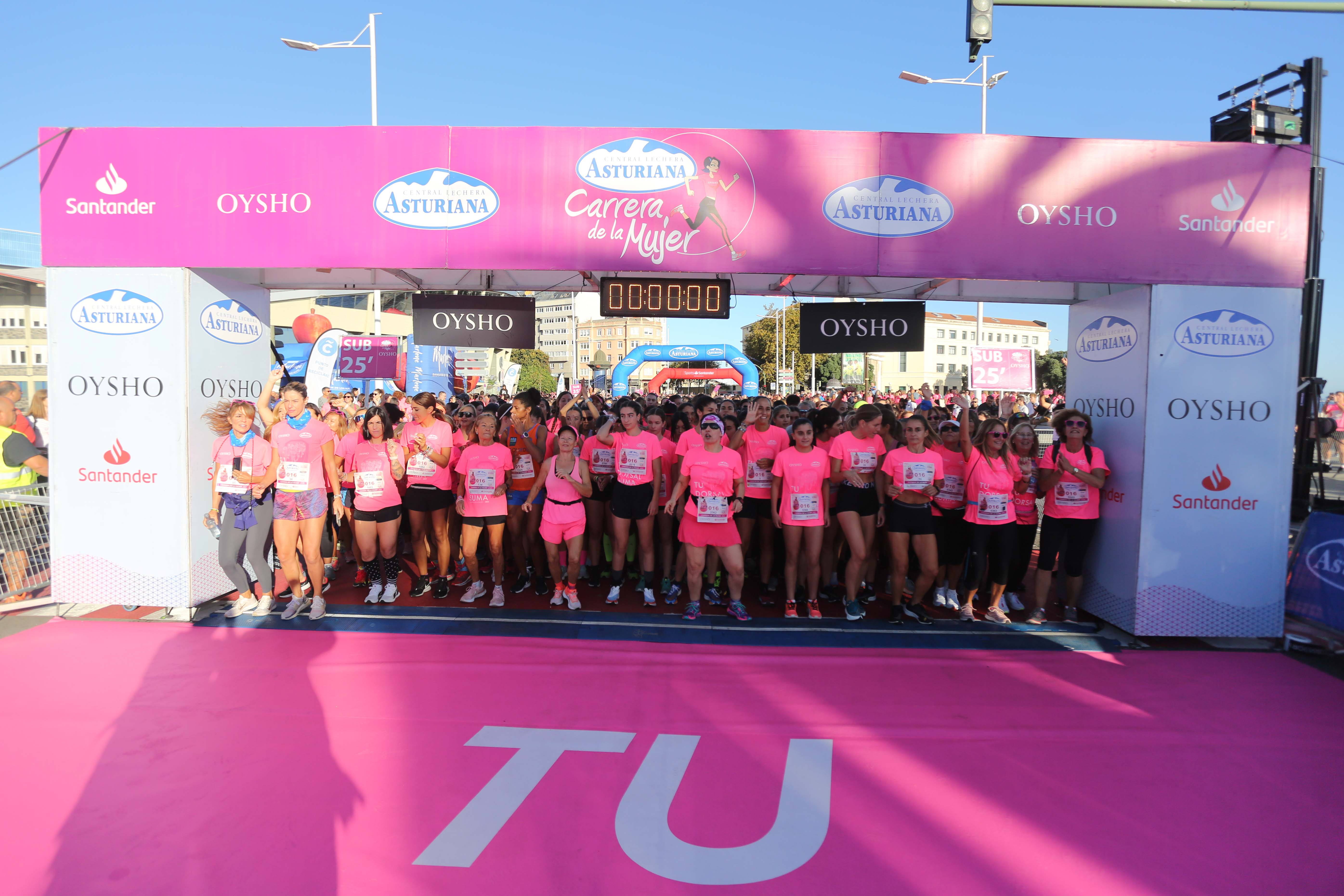 Salida Carrera de la Mujer A Coruña 2023. X17A0558