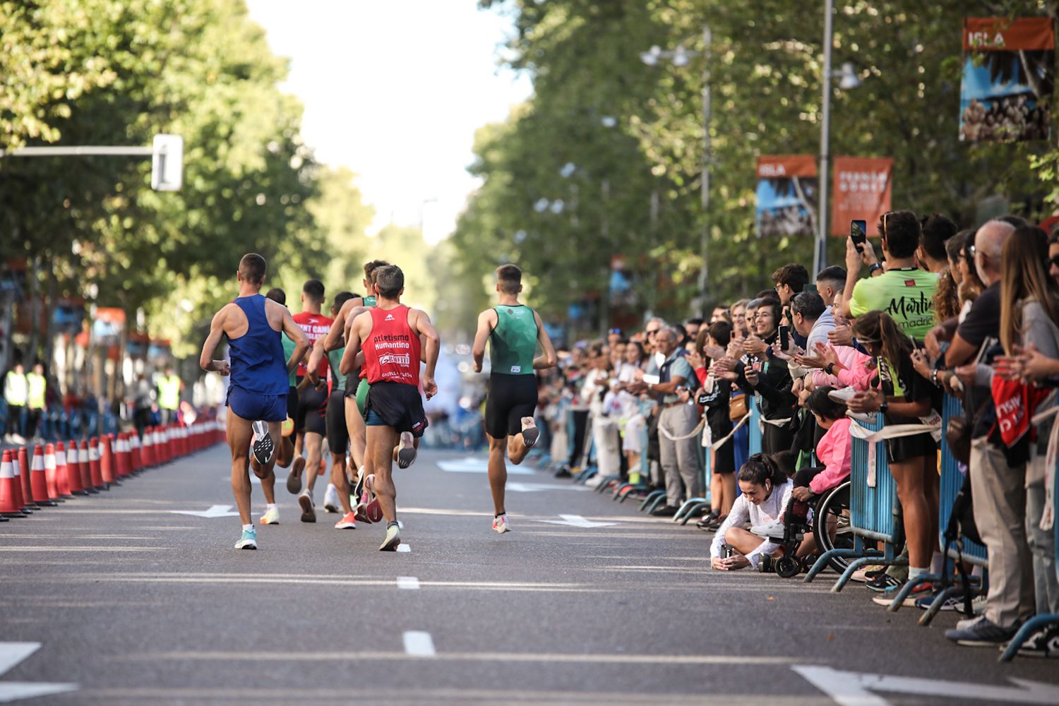 Una imagen de la milla de élite masculina de la TotalEnergies Milla Internacional de Madrid 2023. TRACKMEDIA.