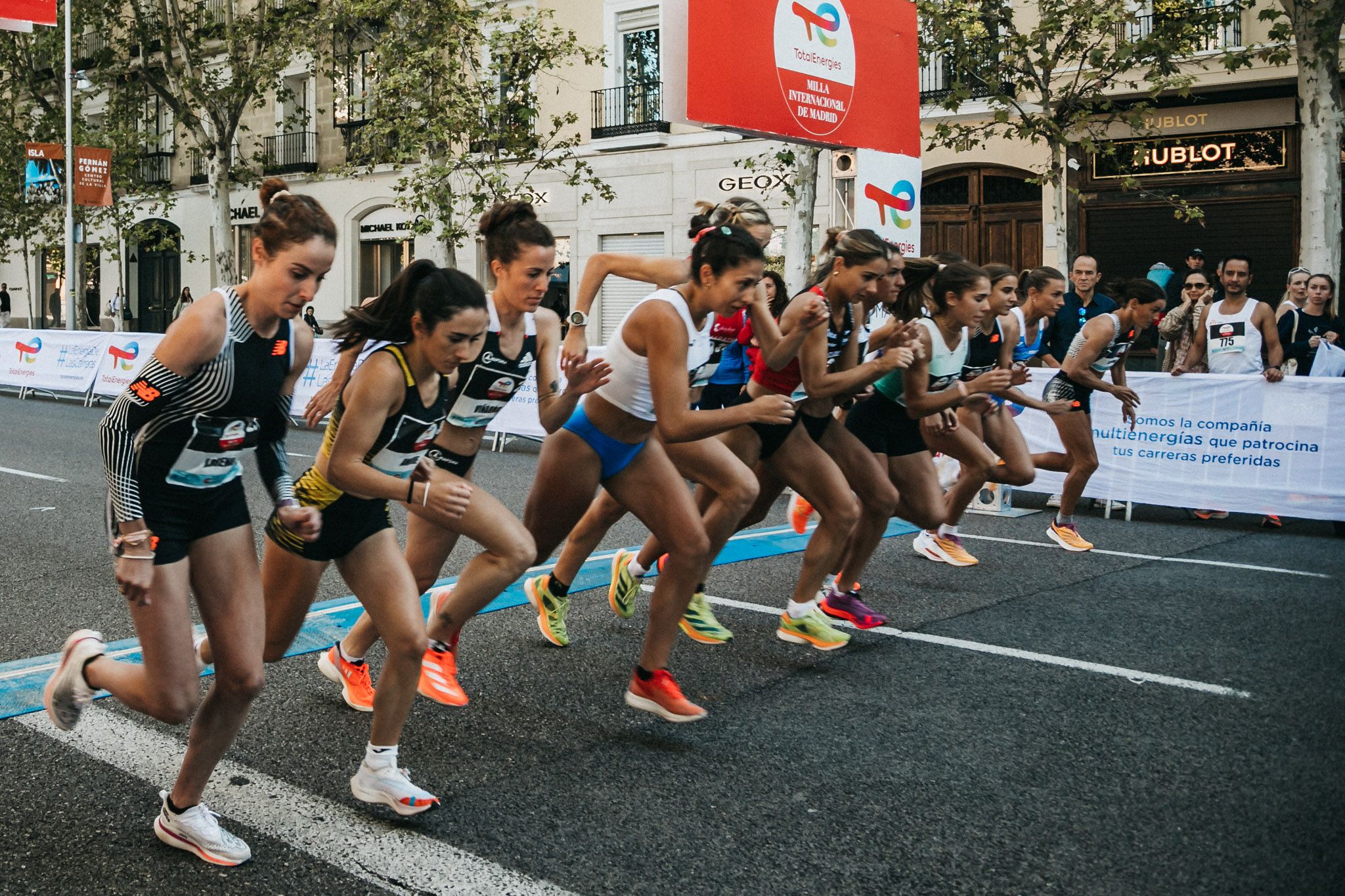 Las mejores fotos de la élite en la TotalEnergies Milla Internacional de Madrid 2023. (50)