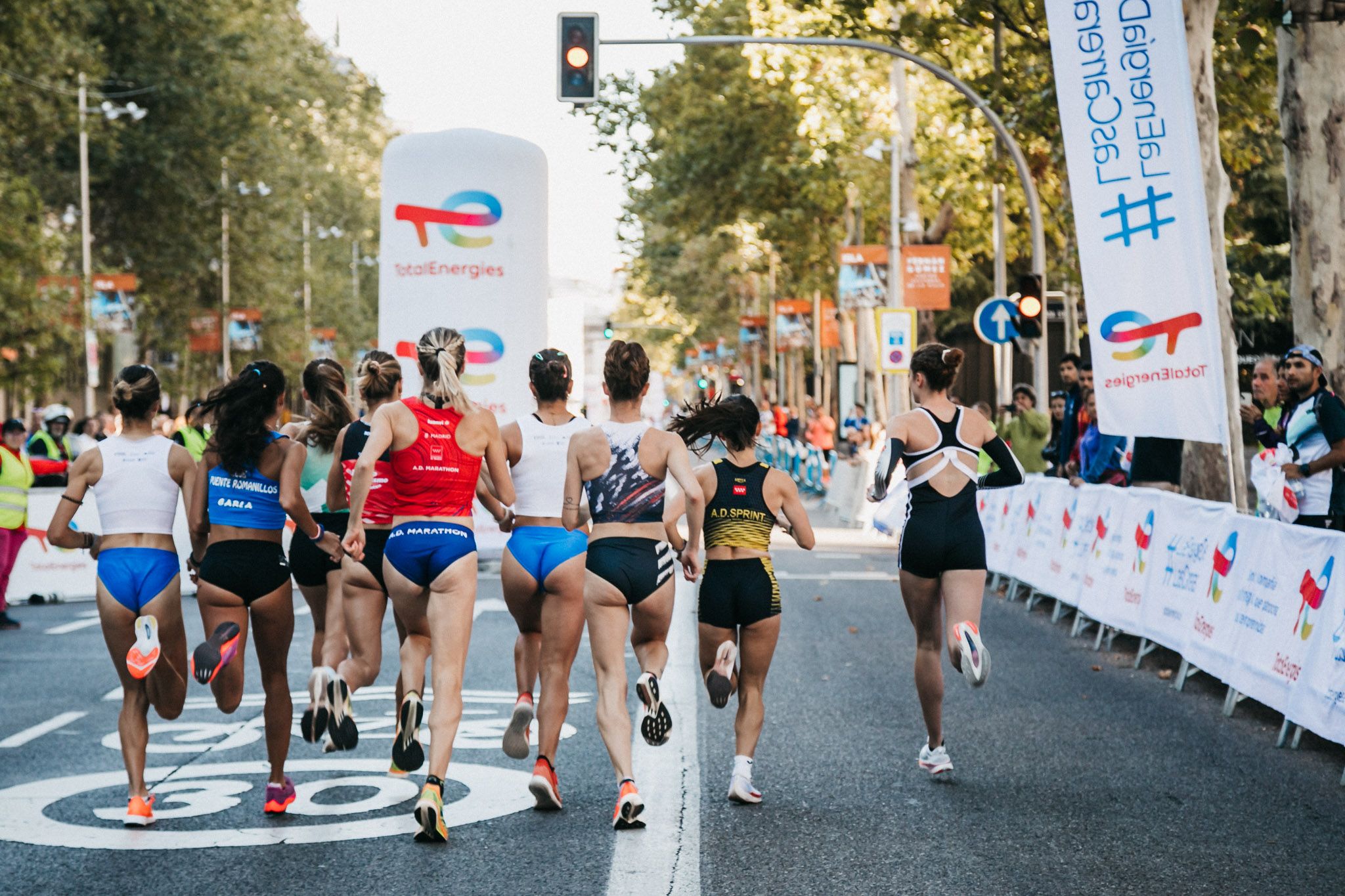 Las mejores fotos de la élite en la TotalEnergies Milla Internacional de Madrid 2023. (52)