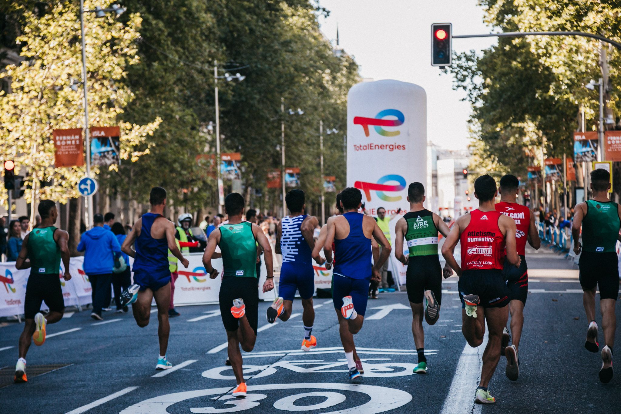 Las mejores fotos de la élite en la TotalEnergies Milla Internacional de Madrid 2023. (120)