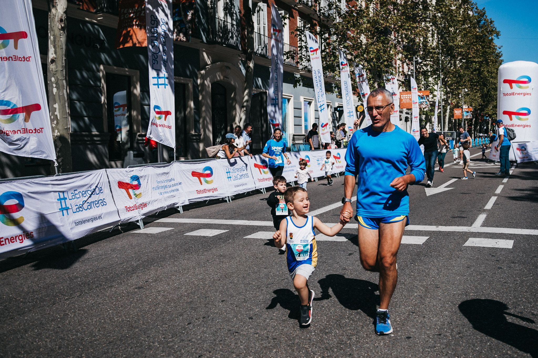 Las mejores fotos de las carreras infantiles en la TotalEnergies Milla Internacional de Madrid 2023. (8)