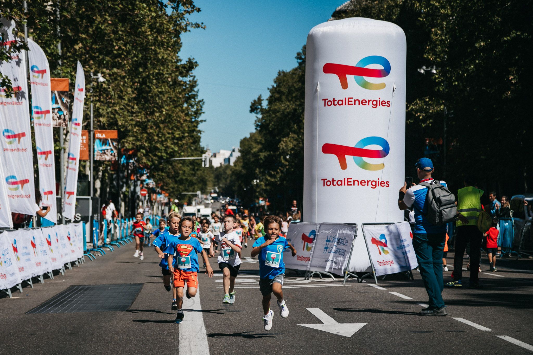 Las mejores fotos de las carreras infantiles en la TotalEnergies Milla Internacional de Madrid 2023. (44)