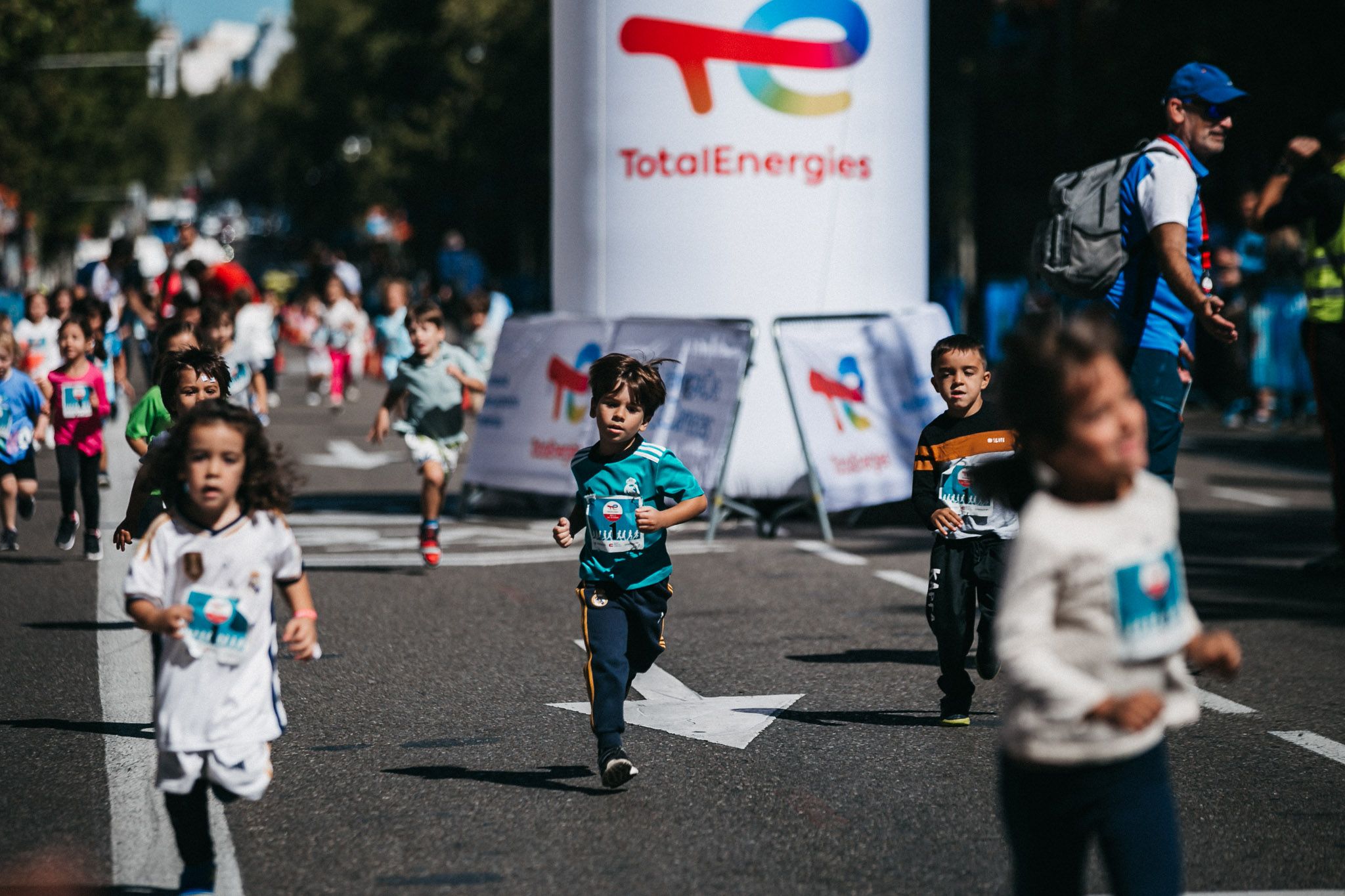 Las mejores fotos de las carreras infantiles en la TotalEnergies Milla Internacional de Madrid 2023. (51)