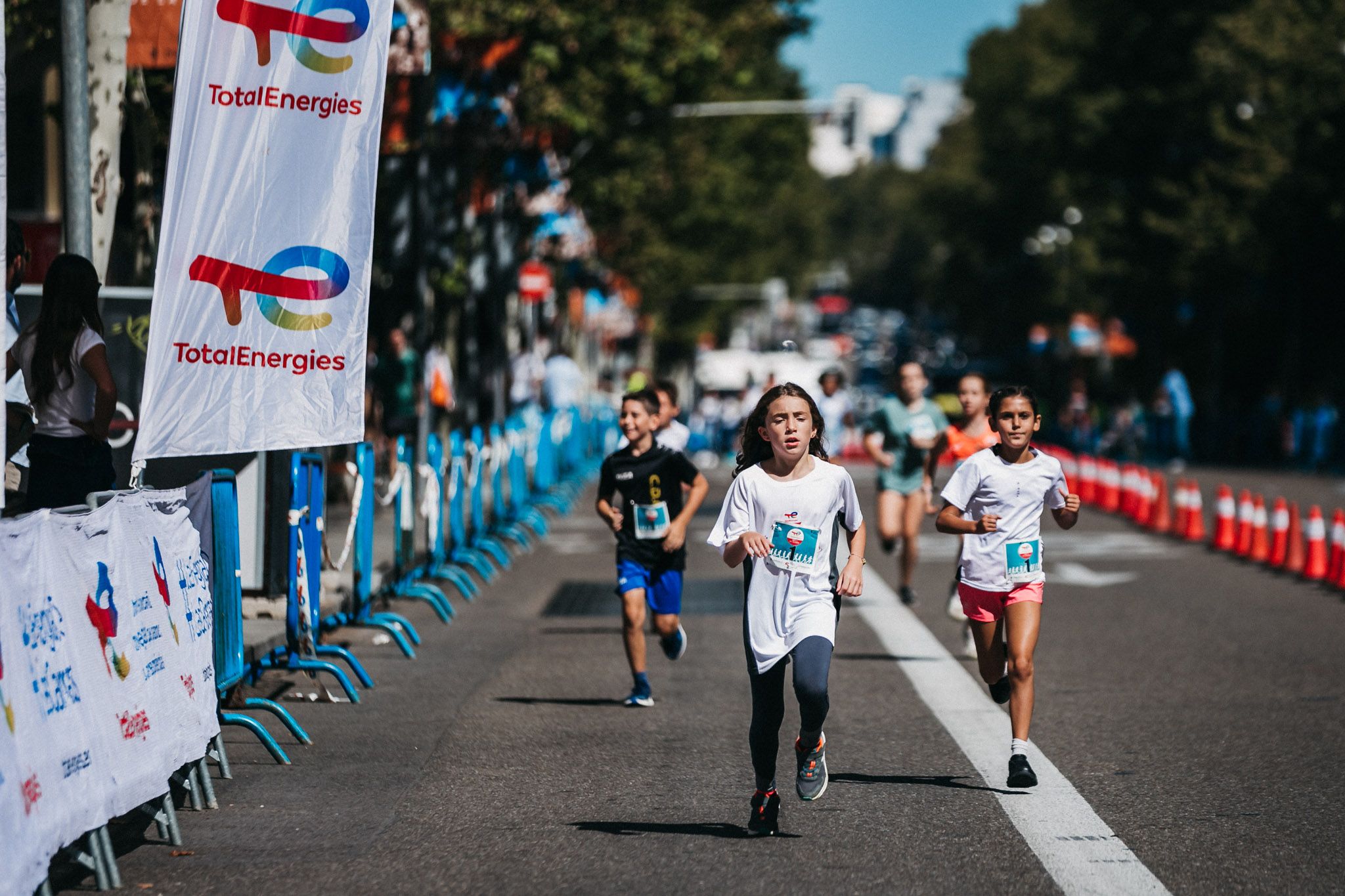 Las mejores fotos de las carreras infantiles en la TotalEnergies Milla Internacional de Madrid 2023. (77)
