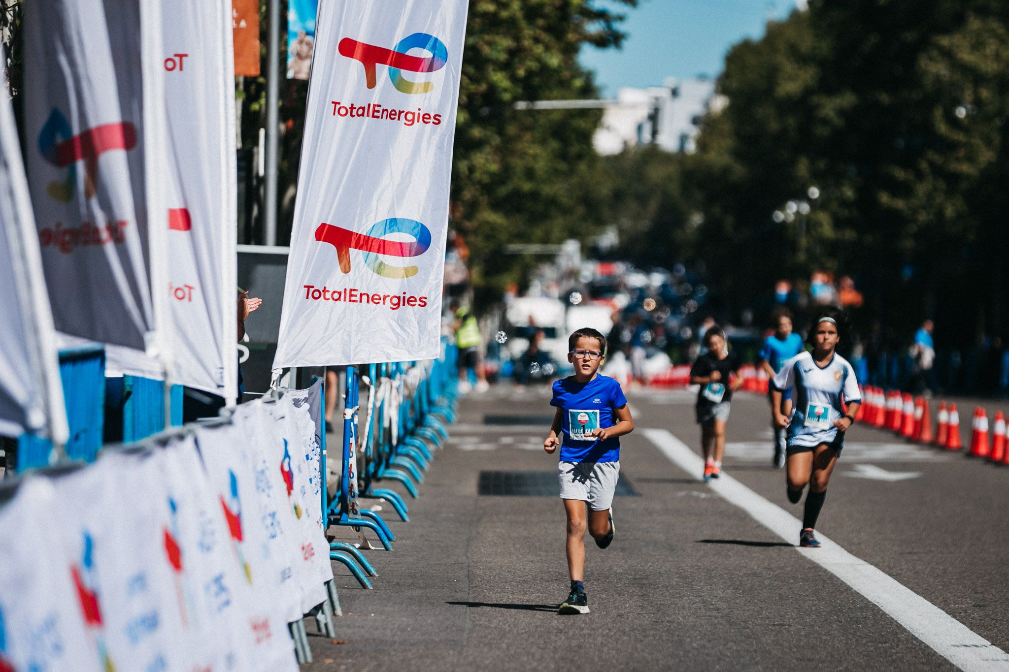 Las mejores fotos de las carreras infantiles en la TotalEnergies Milla Internacional de Madrid 2023. (79)