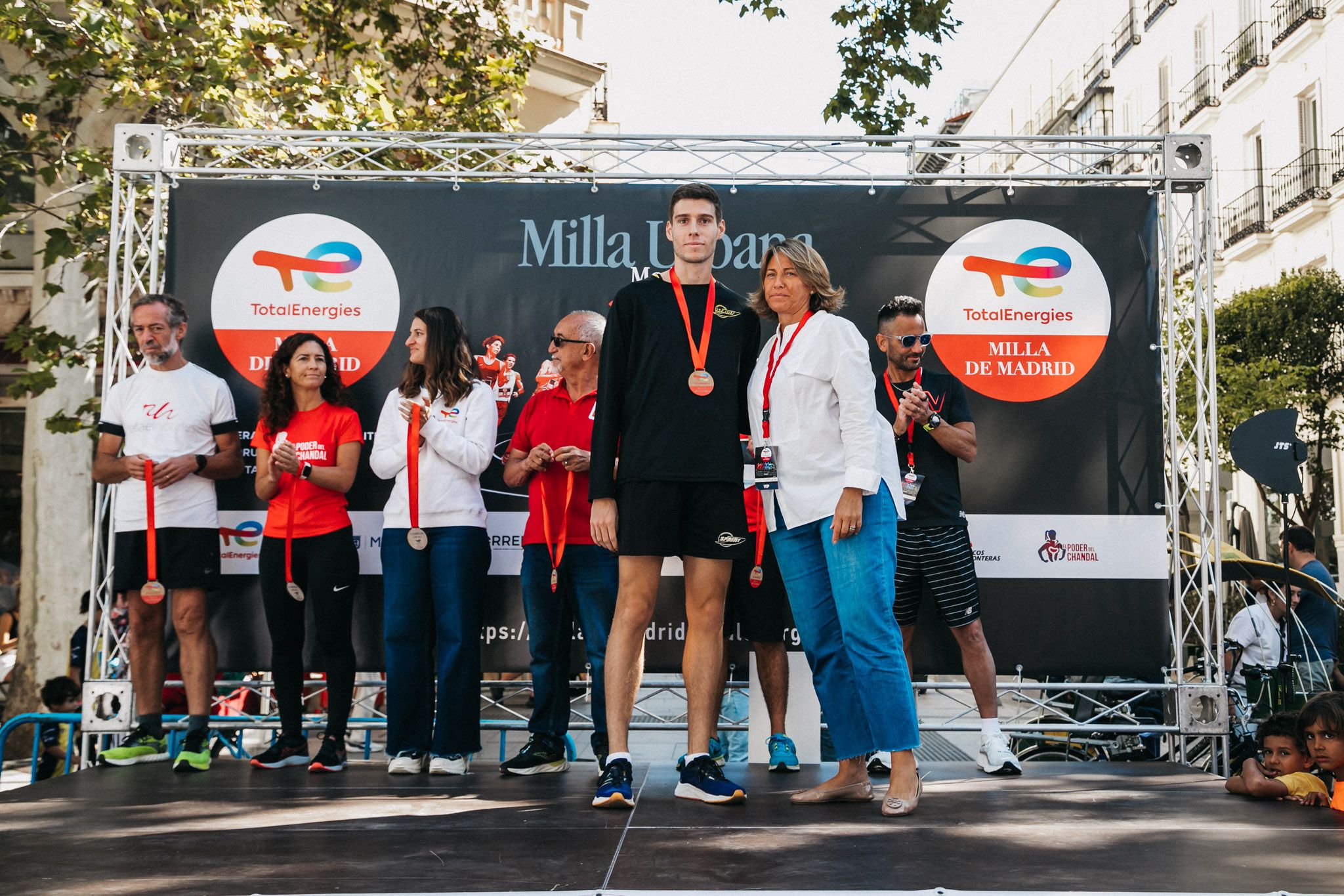 Las mejores fotos de la premiación en la TotalEnergies Milla Internacional de Madrid 2023. (61)