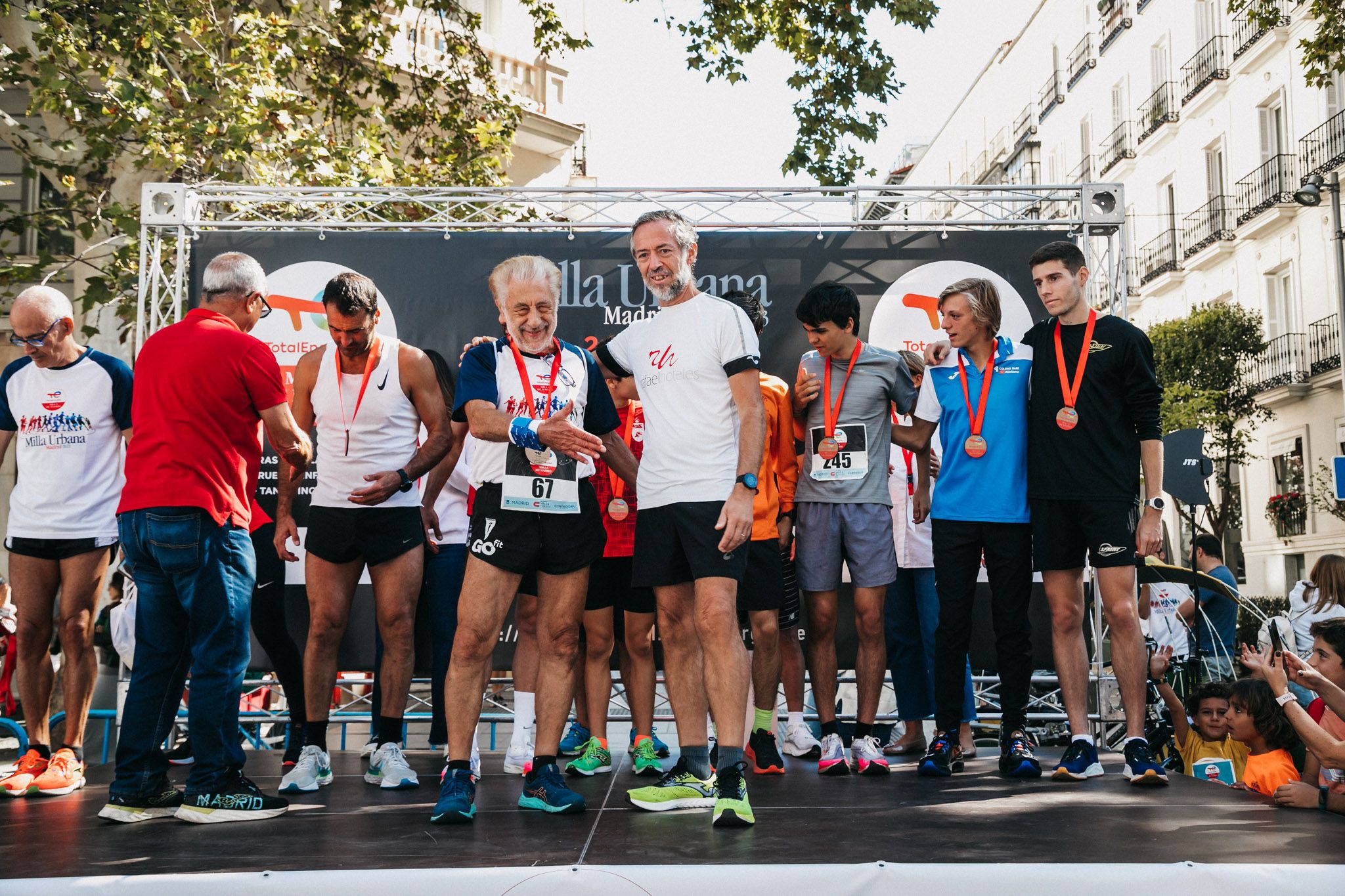 Las mejores fotos de la premiación en la TotalEnergies Milla Internacional de Madrid 2023. (71)