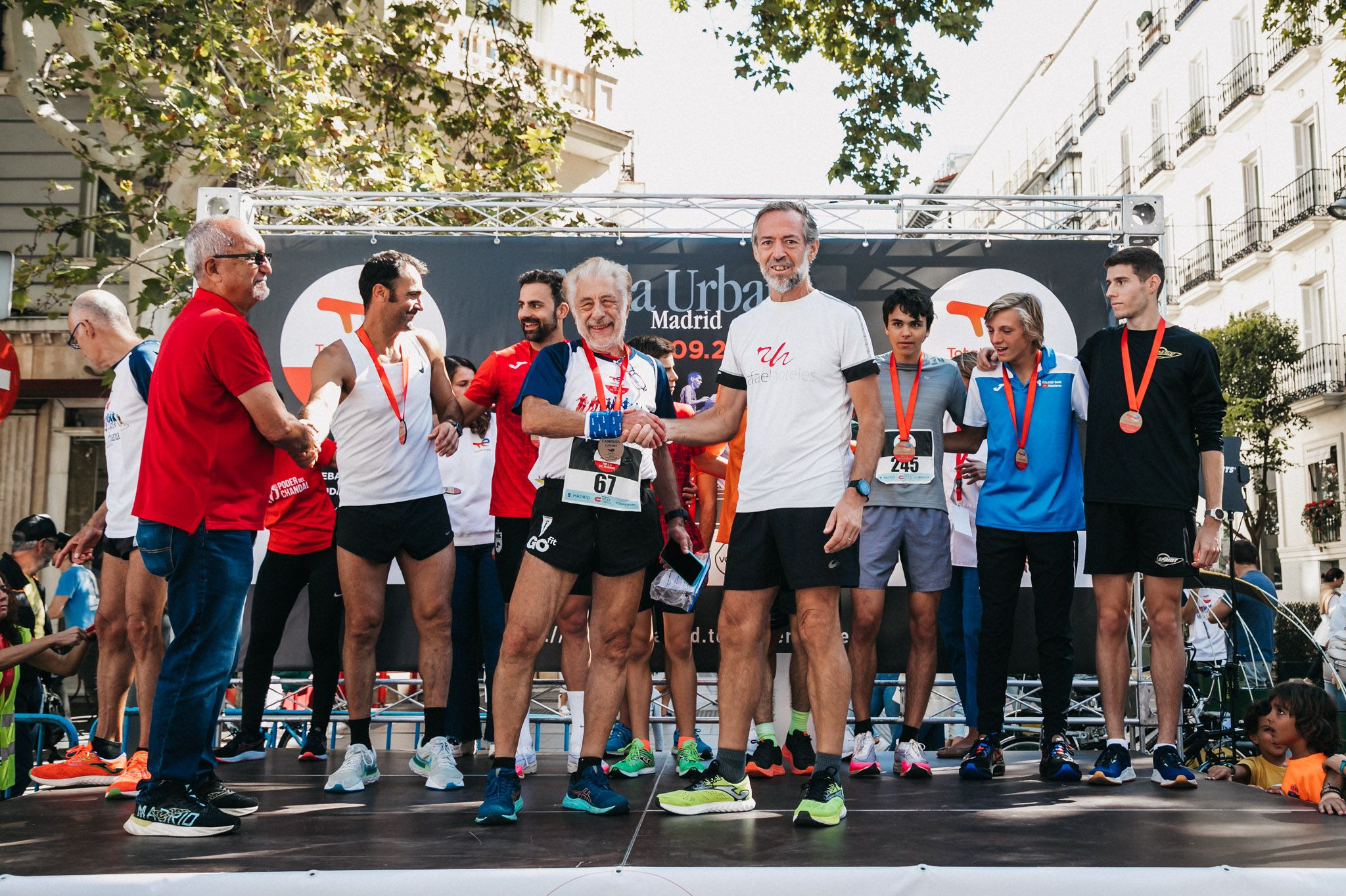 Las mejores fotos de la premiación en la TotalEnergies Milla Internacional de Madrid 2023. (72)