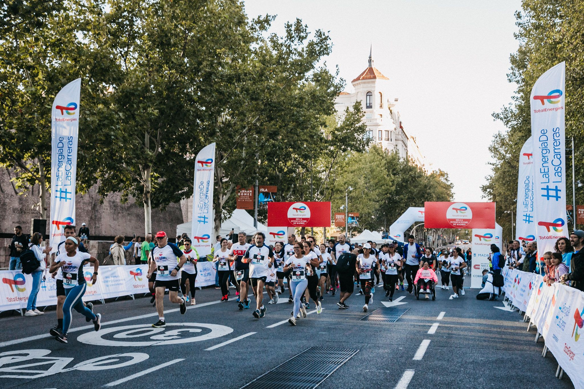 Las mejores fotos de las carreras populares en la TotalEnergies Milla Internacional de Madrid 2023. (31)