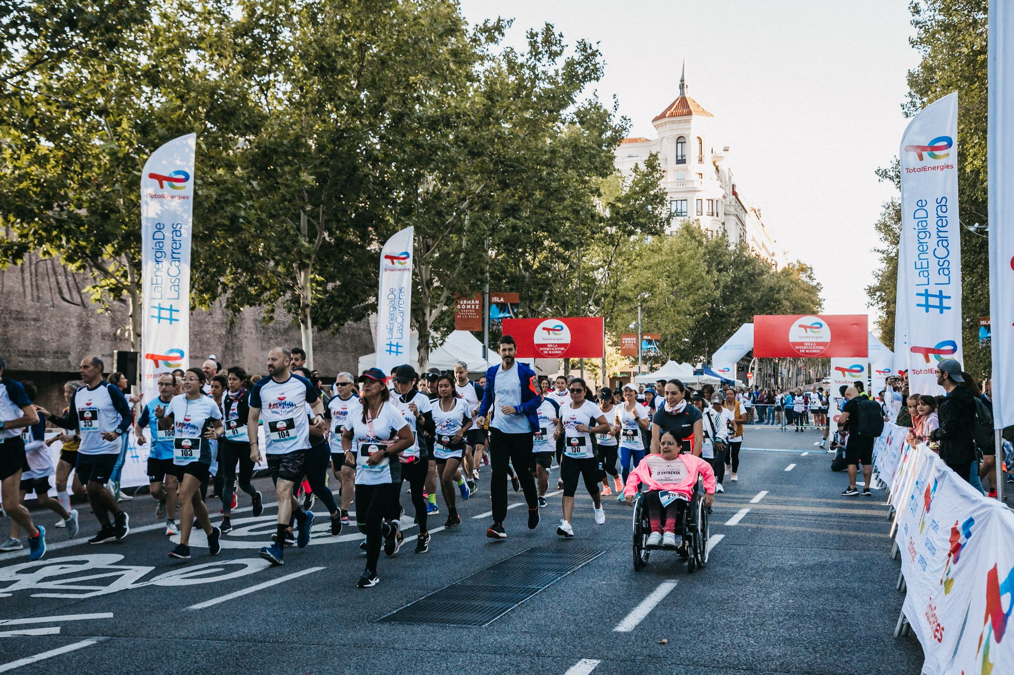 Las mejores fotos de las carreras populares en la TotalEnergies Milla Internacional de Madrid 2023. (32)