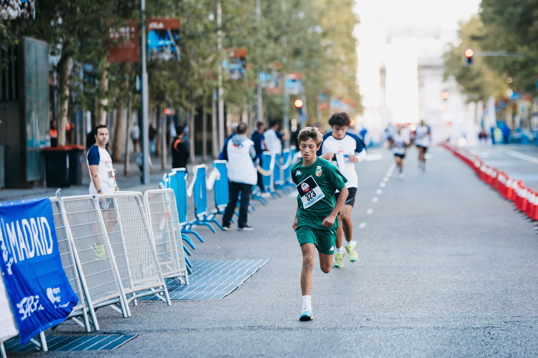 Las mejores fotos de las carreras populares en la TotalEnergies Milla Internacional de Madrid 2023. (40)